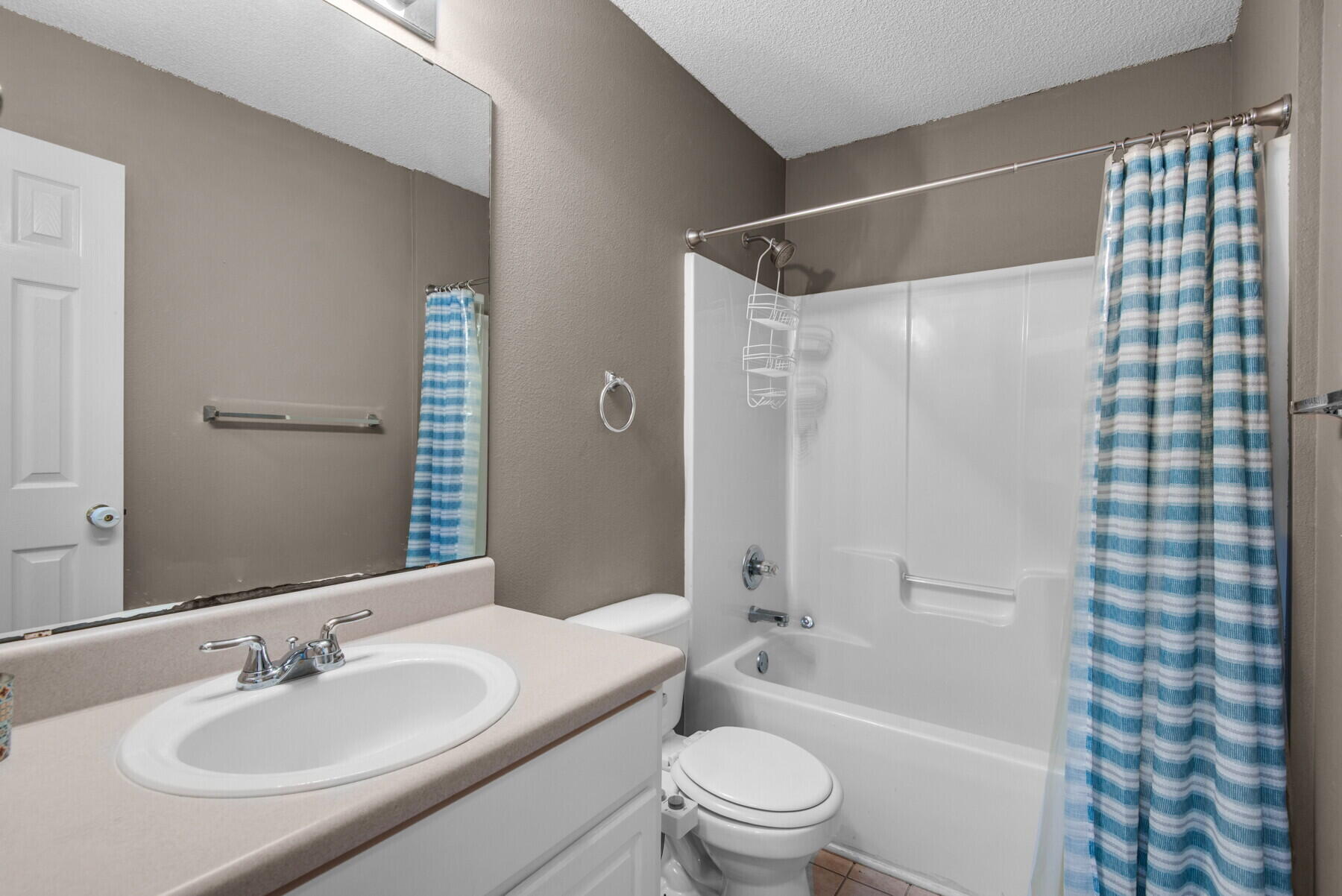 PARKER'S LANDING - Residential Lease