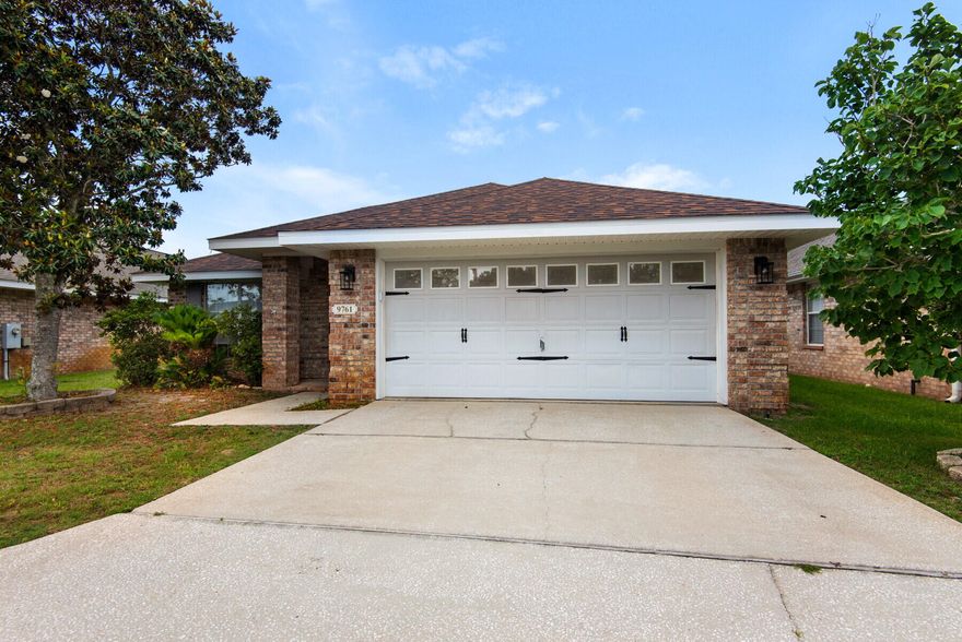 This East Navarre home located in a gated community is ready for a renter! Community Pool: Enjoy refreshing dips in the community pool on hot summer days. Spacious Layout: Plenty of room for family and guests. Navarre Lifestyle: Experience the laid-back Florida lifestyle with easy access to beautiful beaches, boating, fishing, and more. All Coastal Realty Services residents are enrolled in the Resident Benefits Package (RBP) which includes renters insurance, HVAC air filter delivery (for applicable properties) and our best-in-class resident rewards program, and much more! More details upon application.