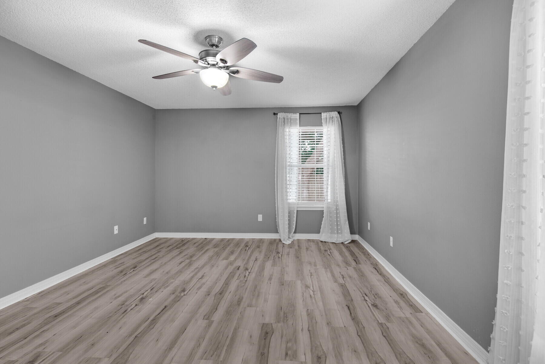 PARKER'S LANDING - Residential Lease