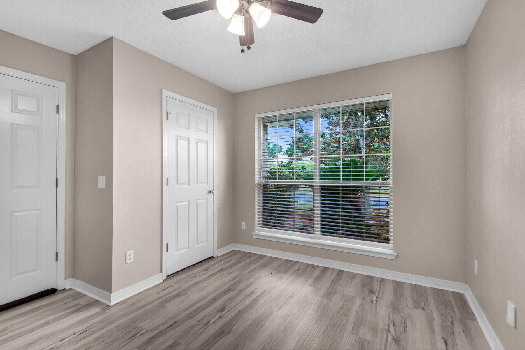 PARKER'S LANDING - Residential Lease