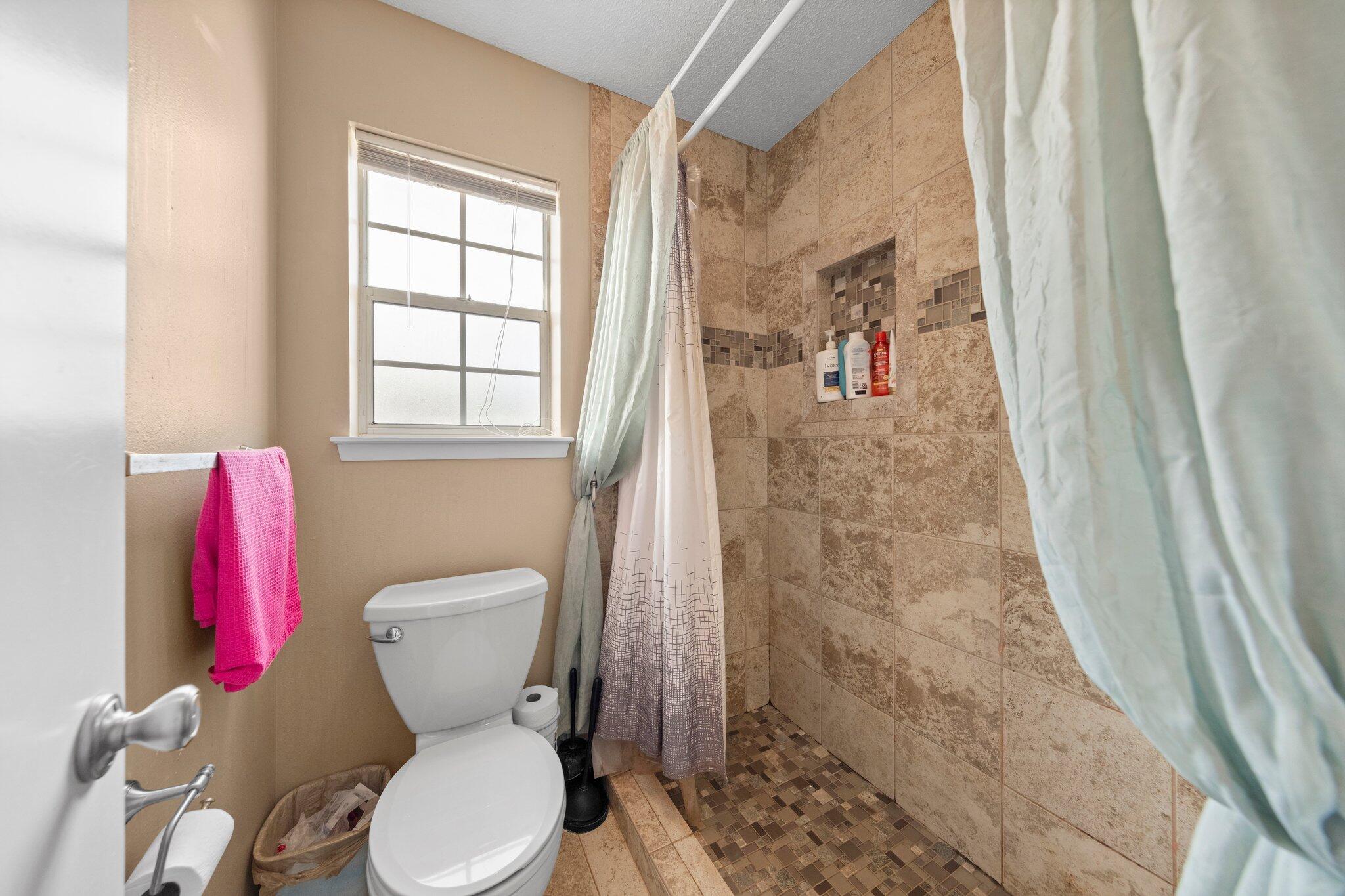 BLUE PINE VILLAGE PH 1 - Residential Lease