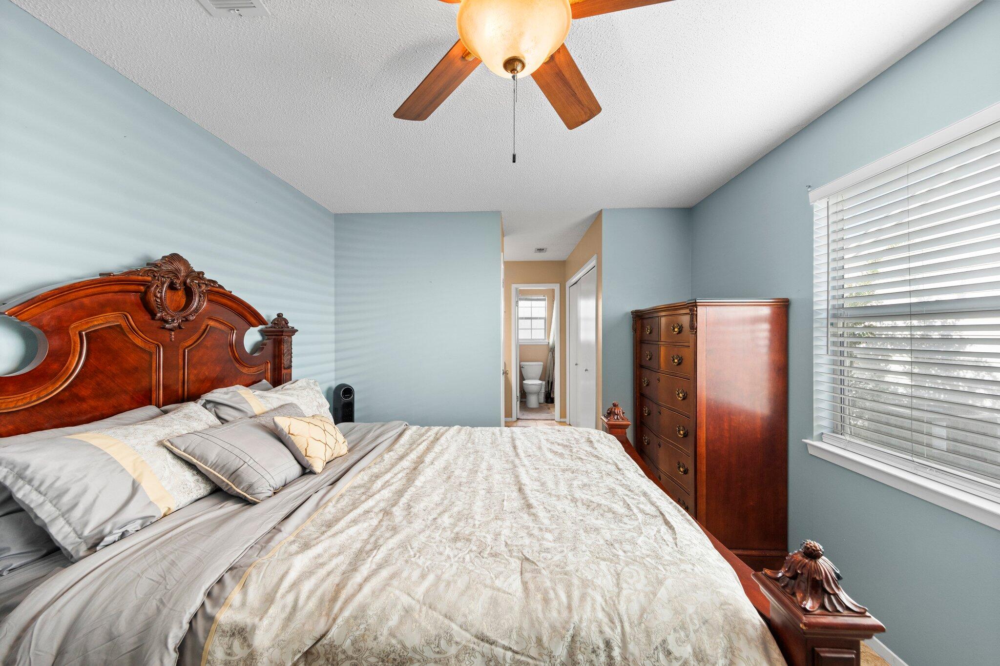 BLUE PINE VILLAGE PH 1 - Residential Lease