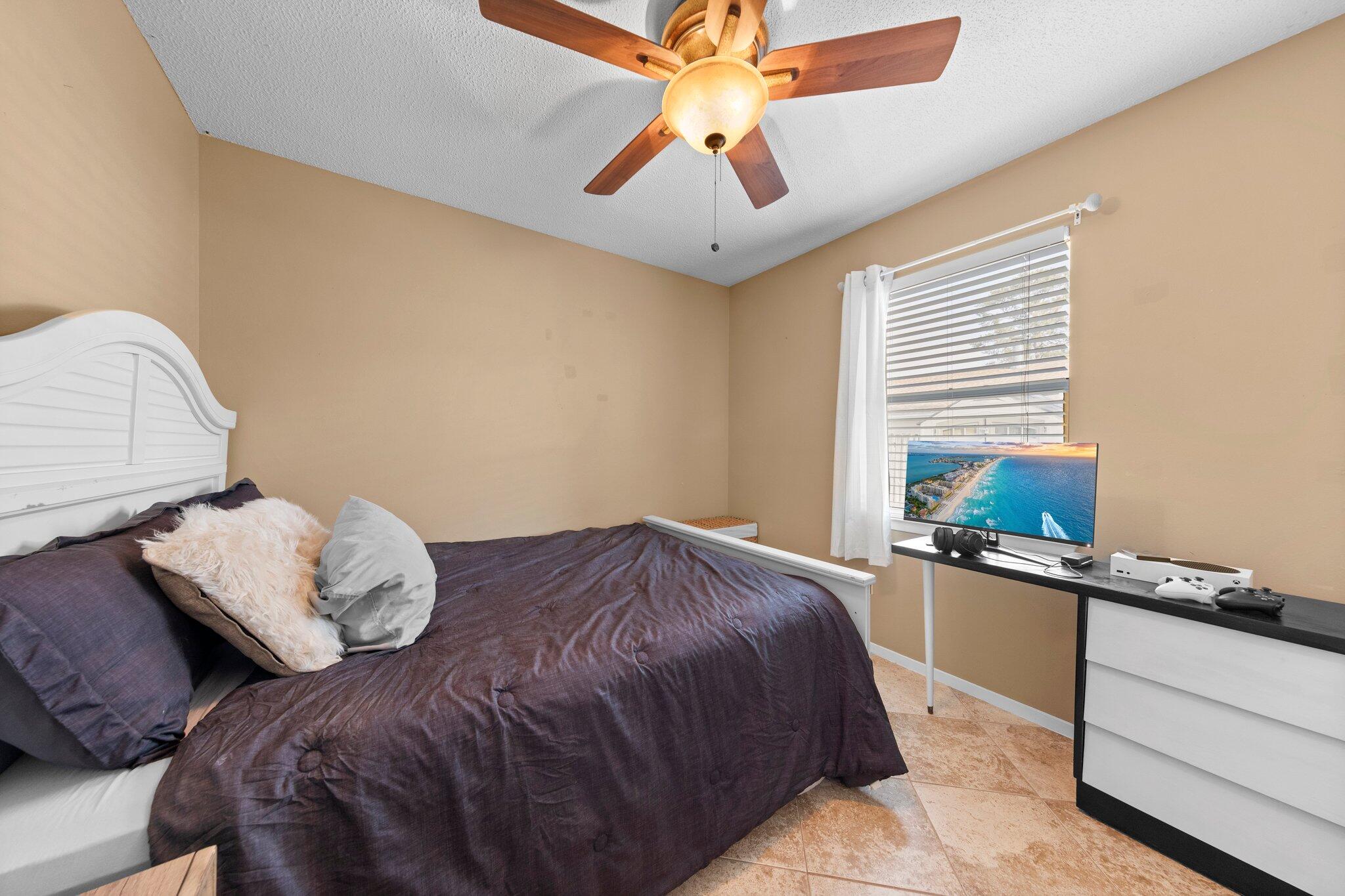 BLUE PINE VILLAGE PH 1 - Residential Lease