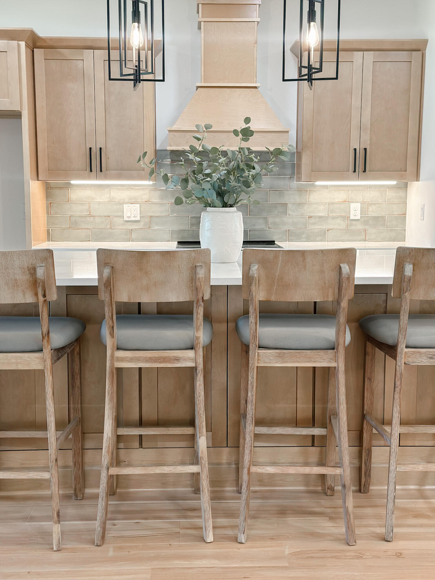 HOLLEY BY THE SEA - Residential