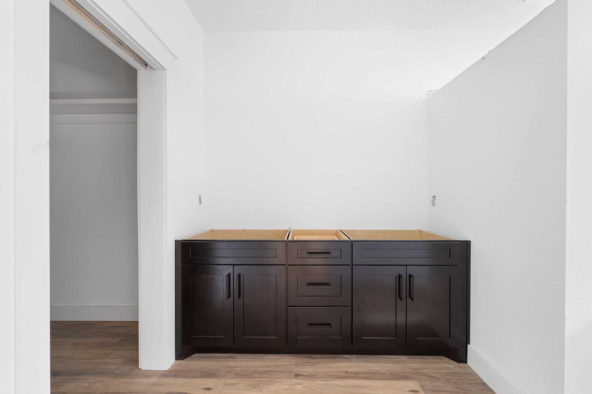 HOLLEY BY THE SEA - Residential