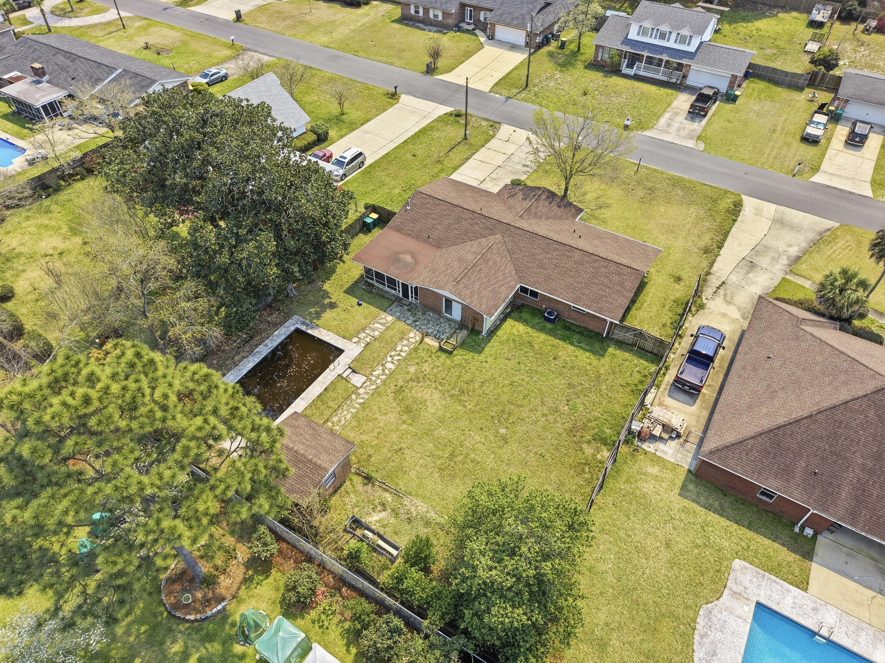 Poquito Bayou - Residential