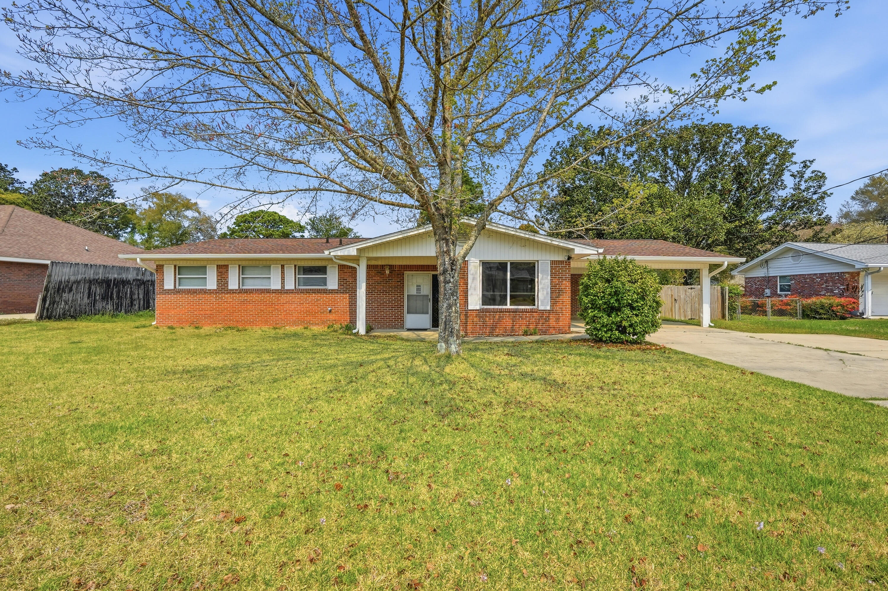 Poquito Bayou - Residential