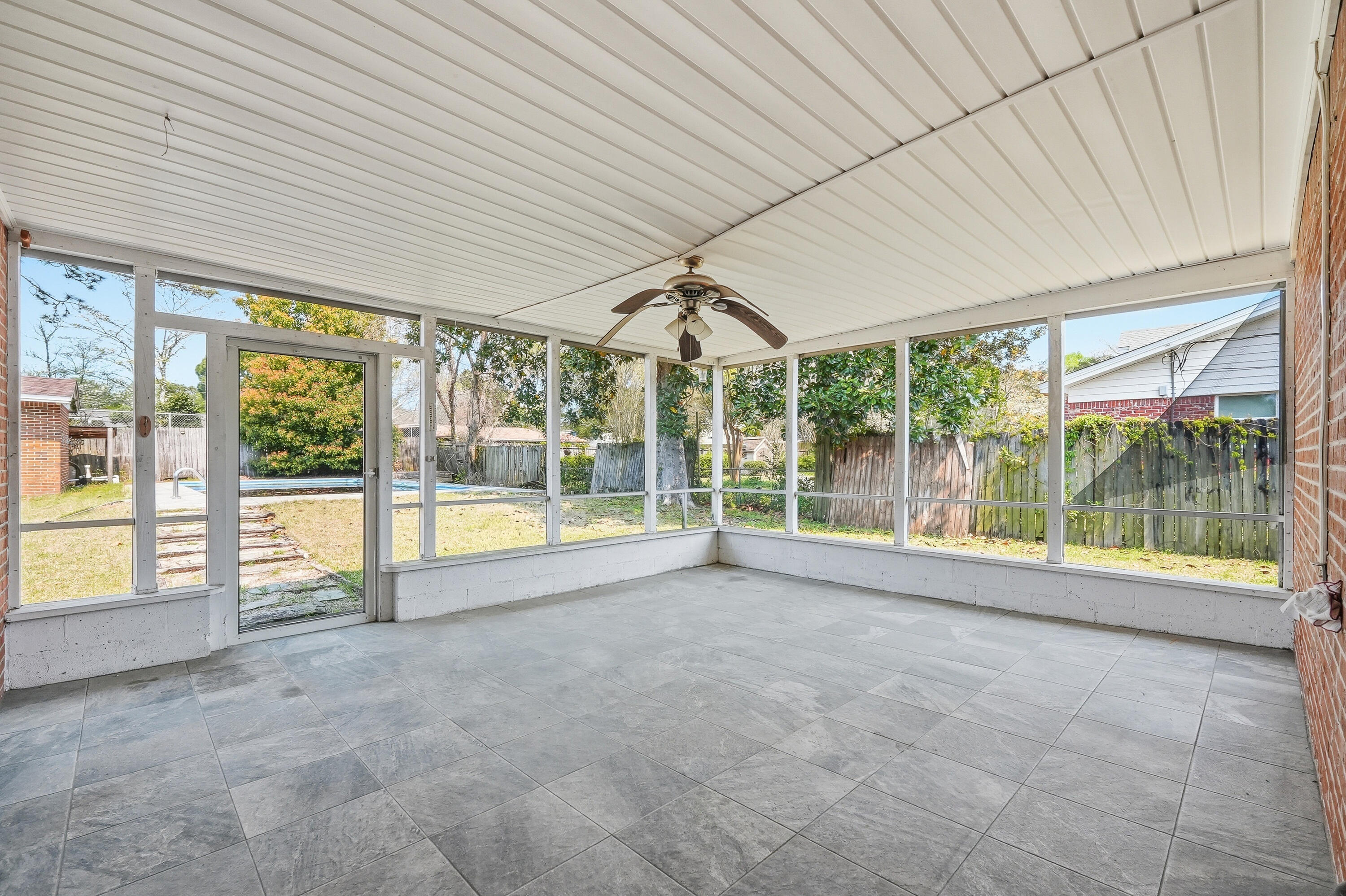 Poquito Bayou - Residential