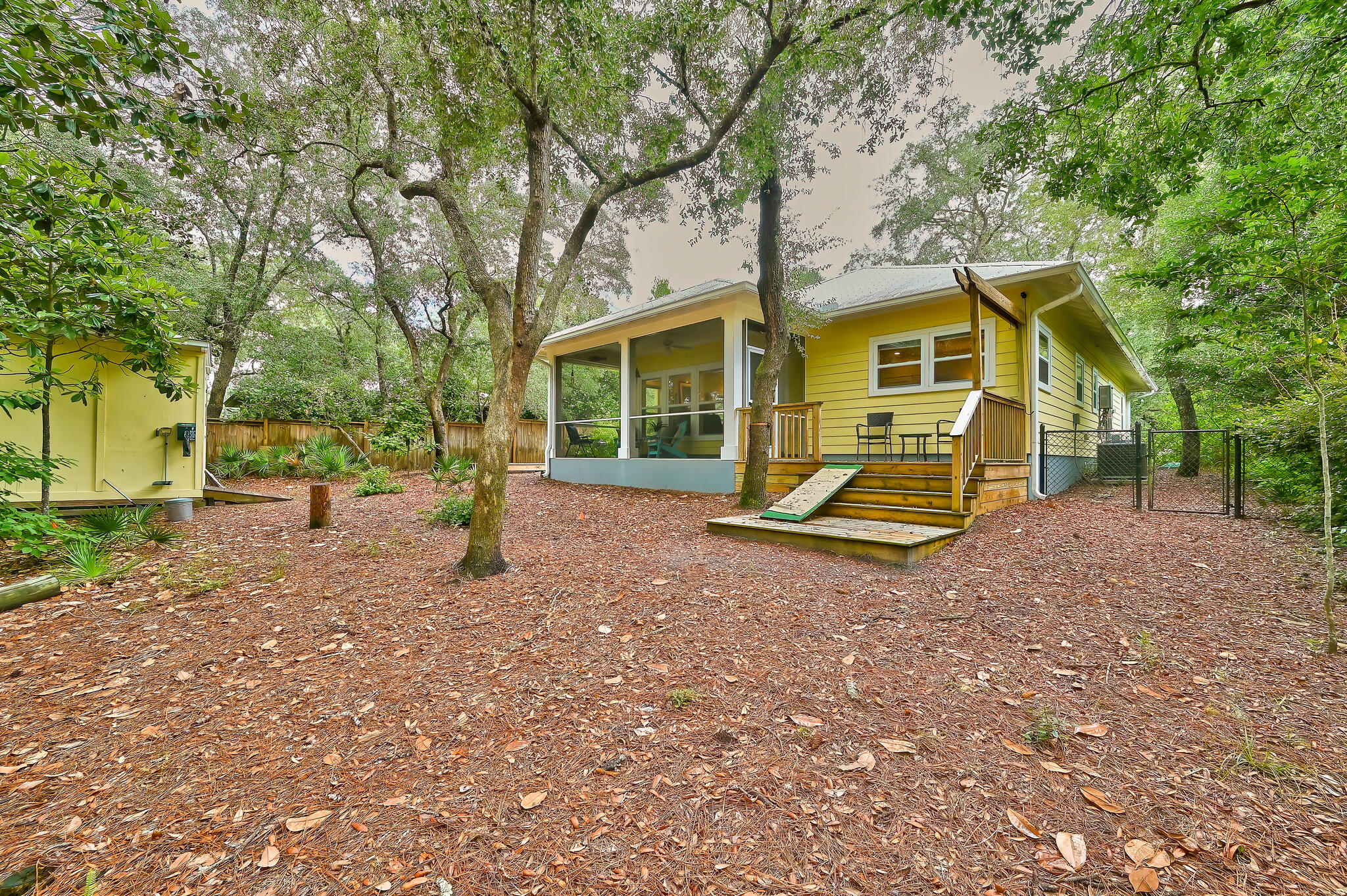 BEACH HIGHLAND 1ST ADD - Residential