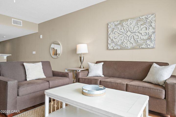 MAJESTIC BEACH TOWERS I - Residential