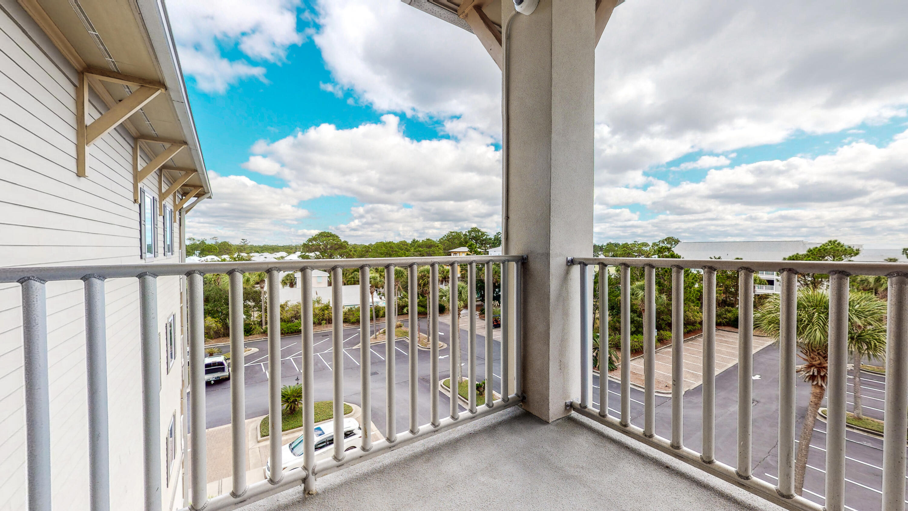 SEAGROVE HIGHLANDS - Residential Lease