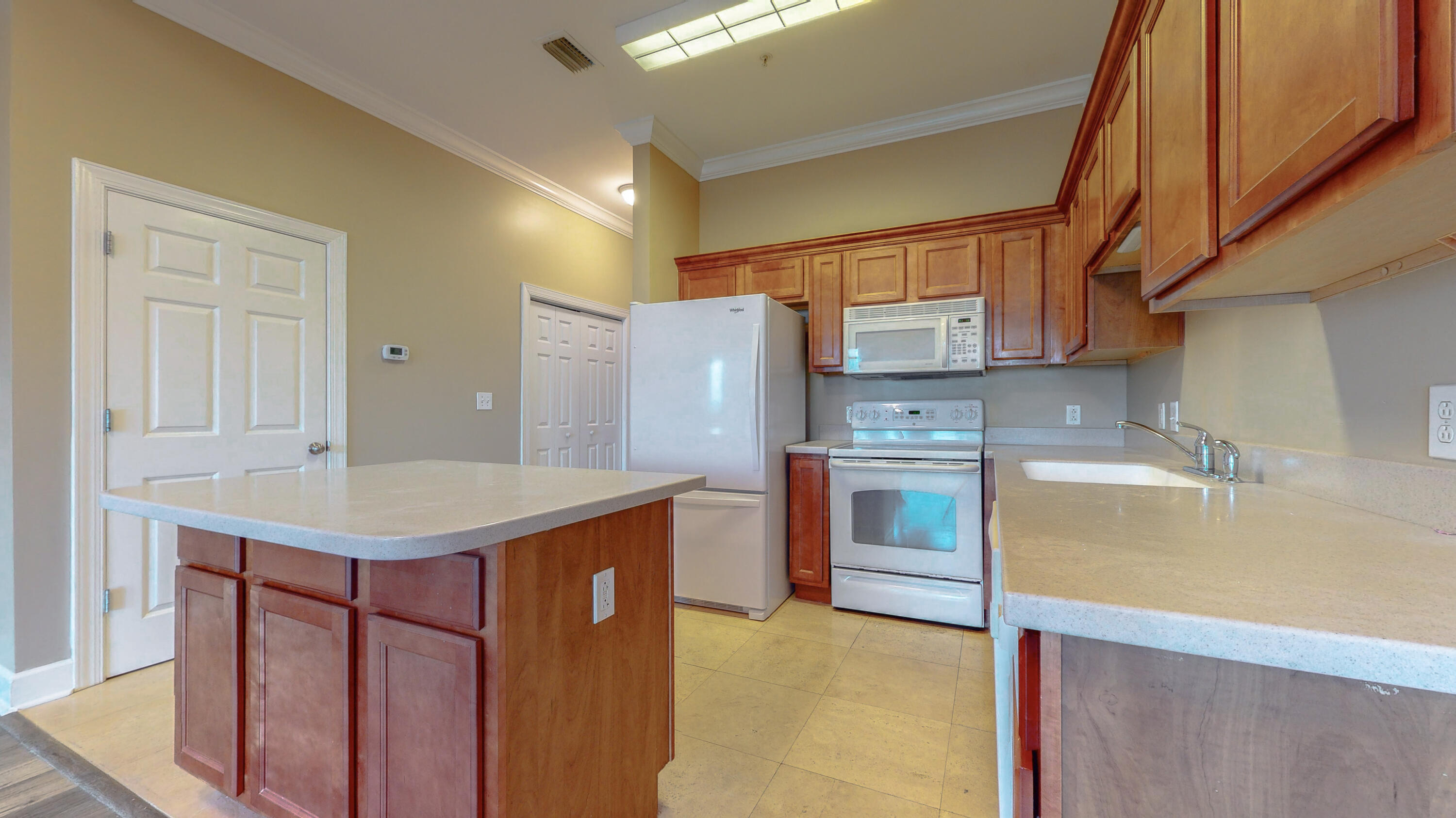 SEAGROVE HIGHLANDS - Residential Lease