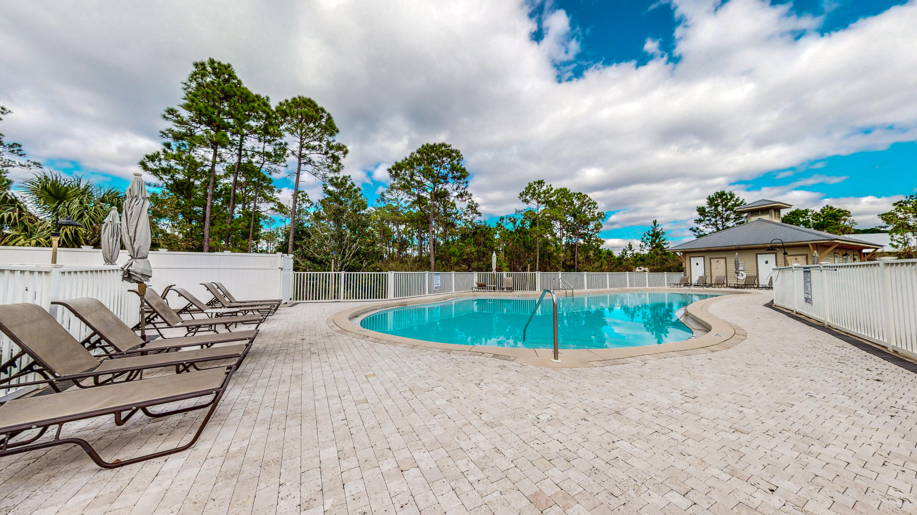 SEAGROVE HIGHLANDS - Residential Lease