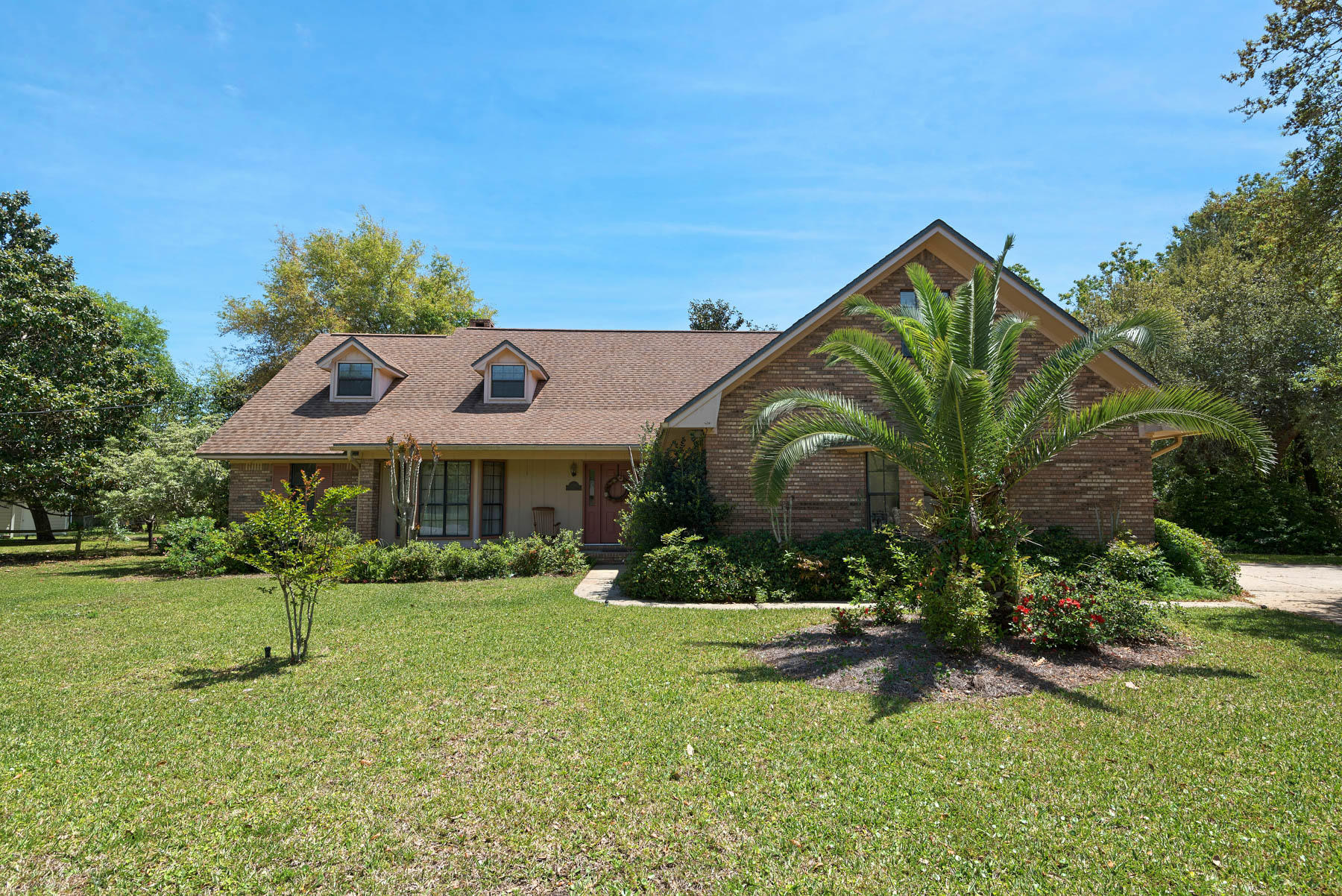 KELL-AIRE GARDENS - Residential