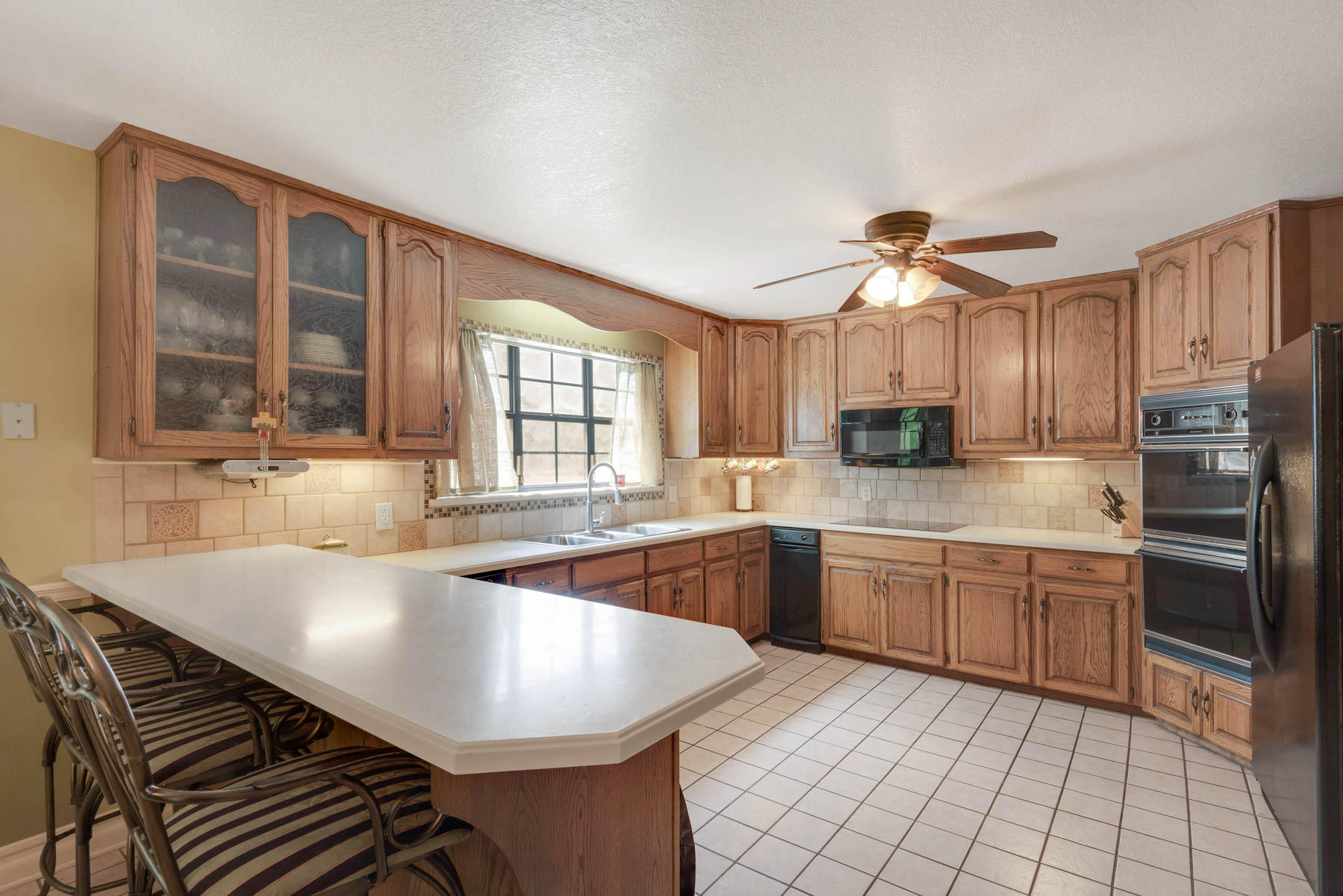 KELL-AIRE GARDENS - Residential