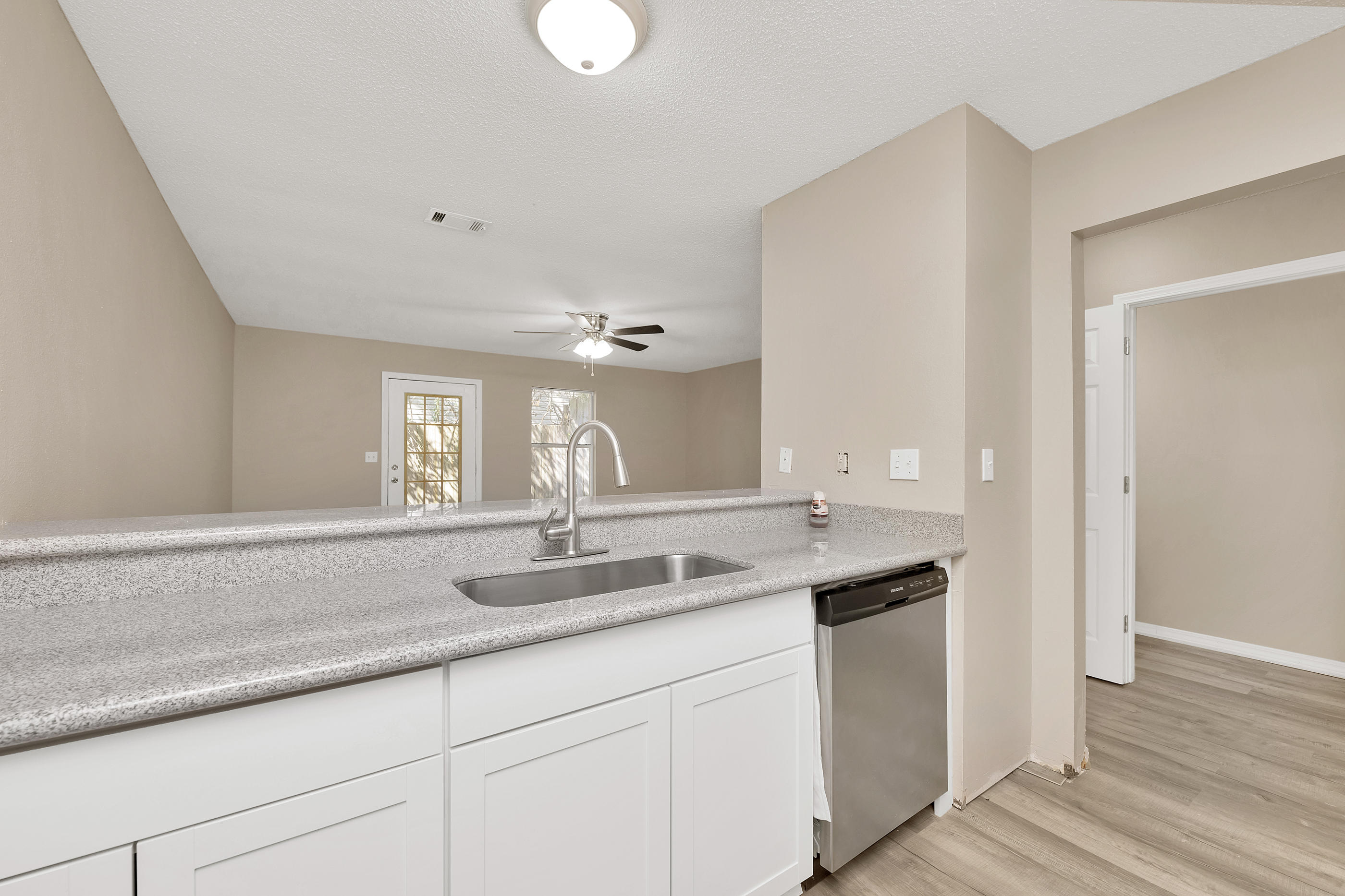 KEYSTONE T/H - Residential