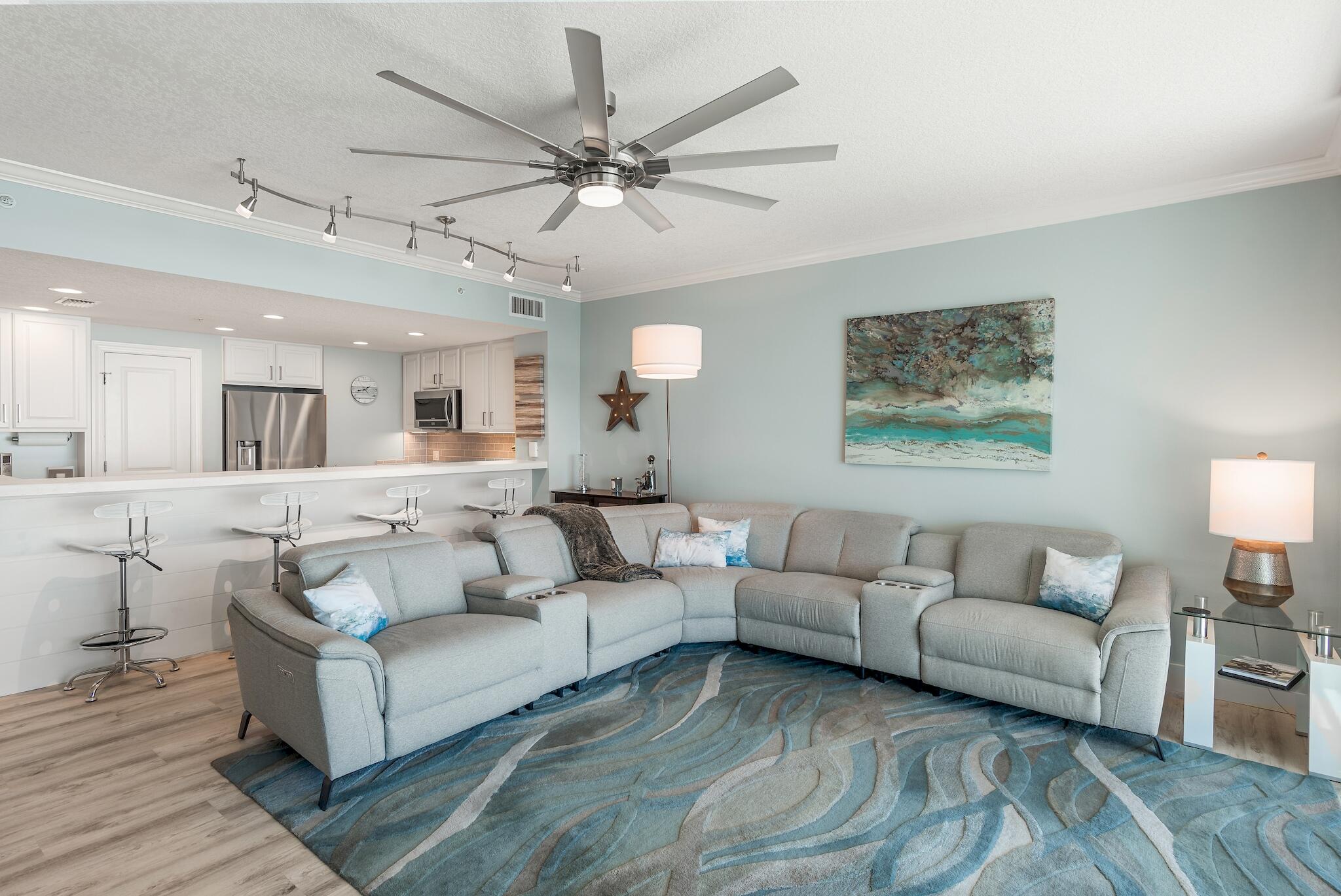 PALAZZO CONDOMINIUM - Residential