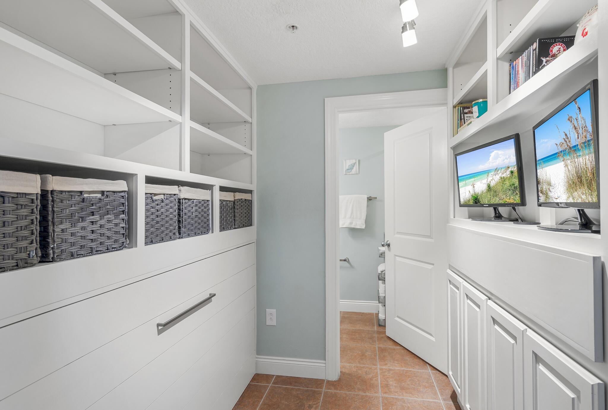 PALAZZO CONDOMINIUM - Residential