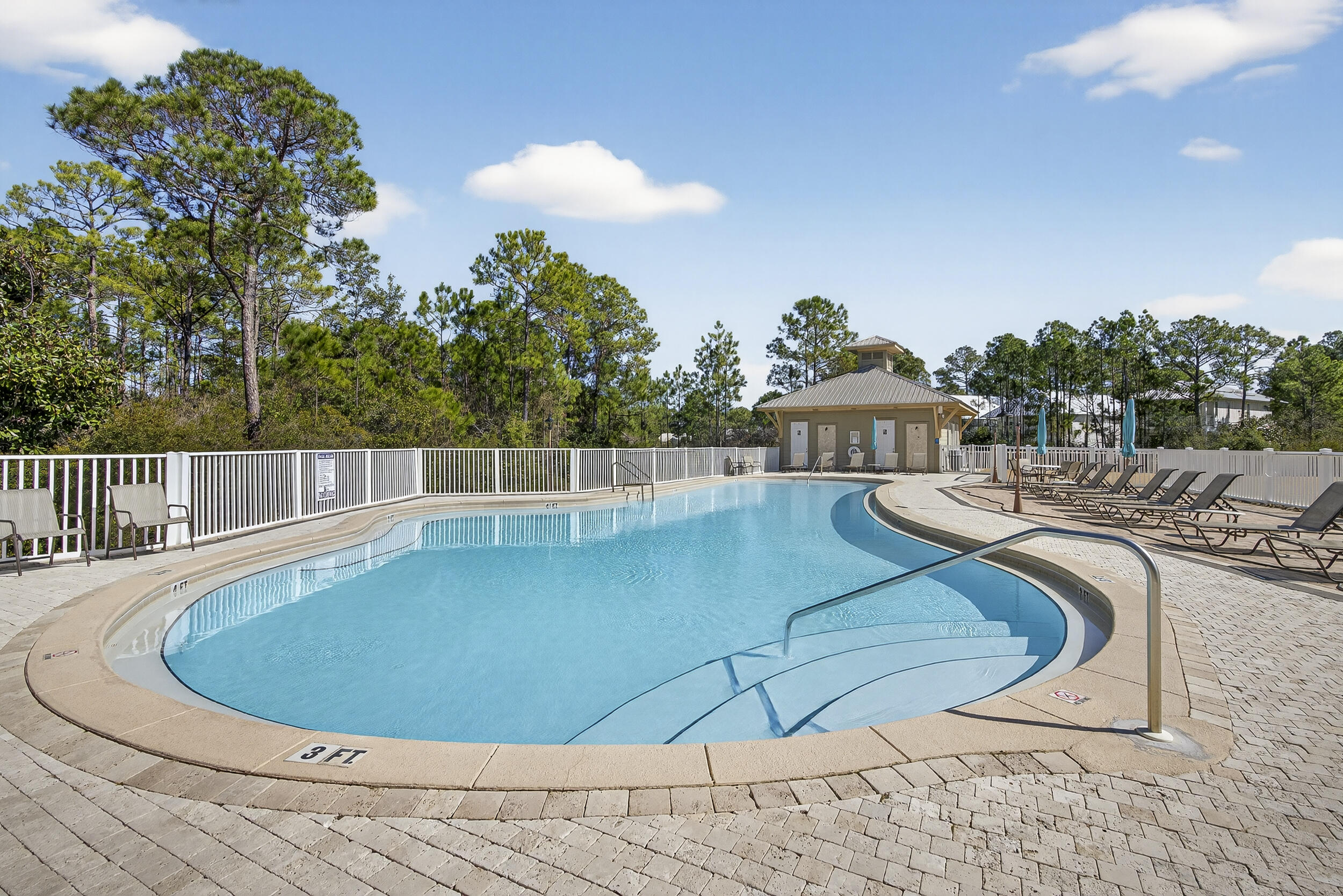 SEAGROVE HIGHLANDS - Residential