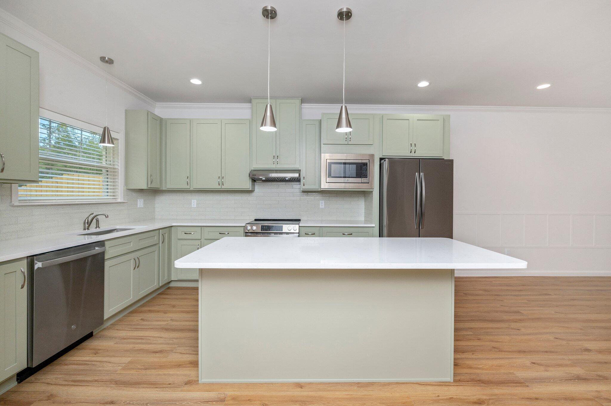 Crestview N 68 Ft Lot 5 Blk 101 - Residential Lease