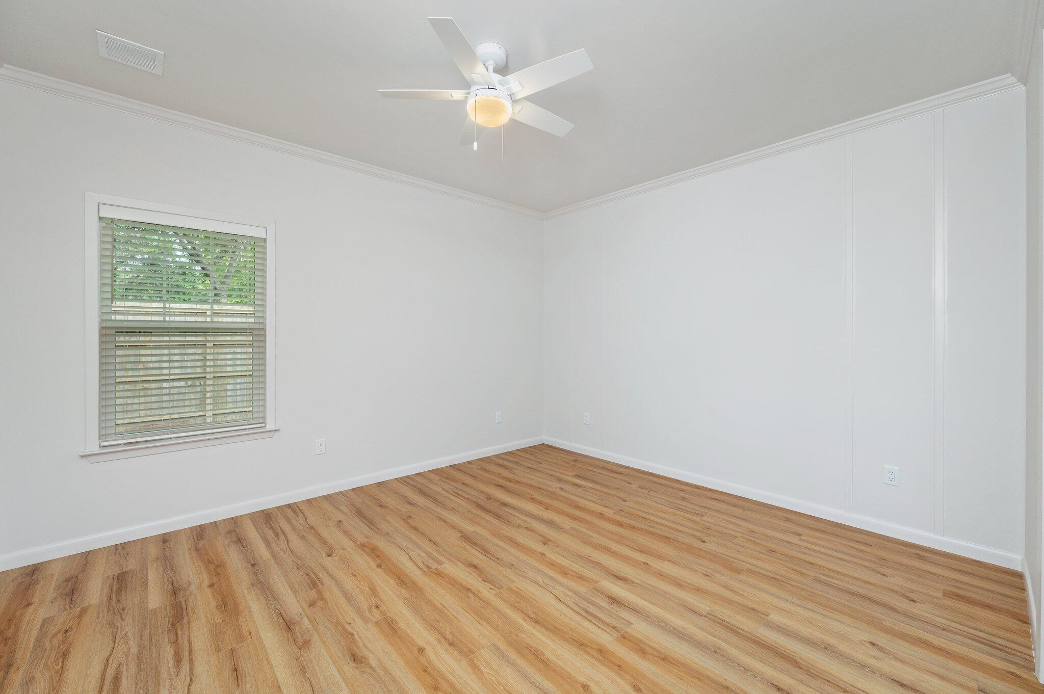 Crestview N 68 Ft Lot 5 Blk 101 - Residential Lease