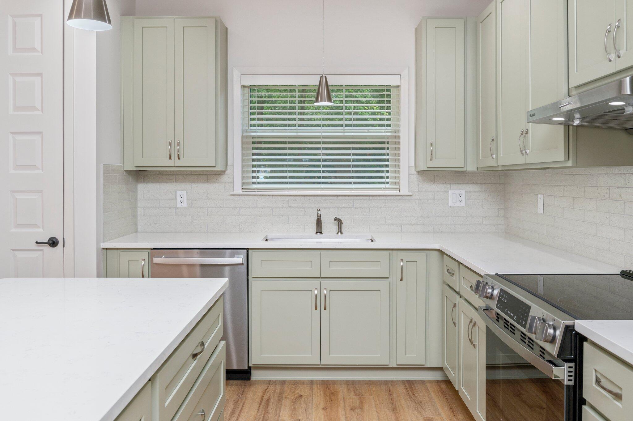 Crestview N 68 Ft Lot 5 Blk 101 - Residential Lease