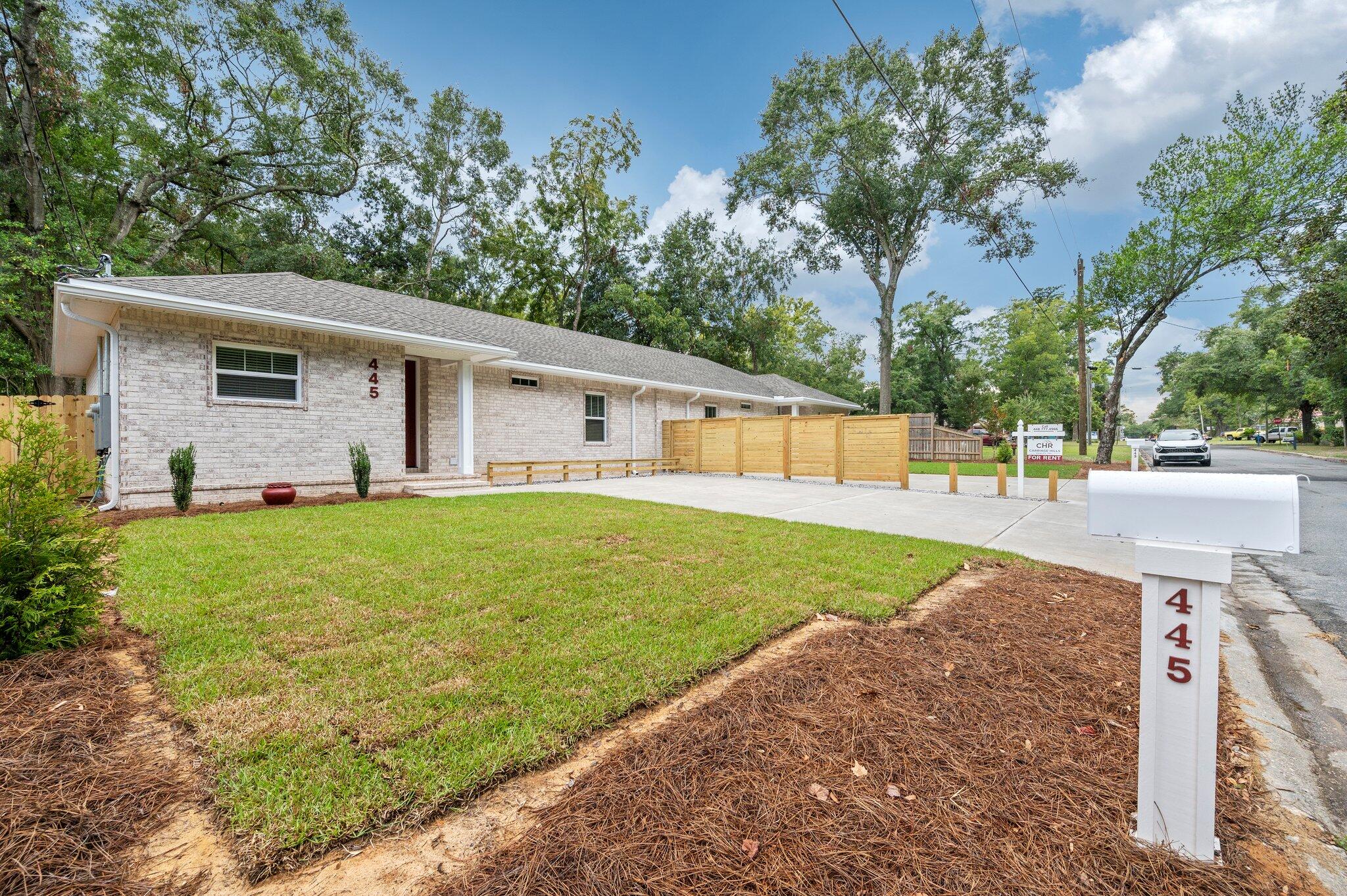 Crestview N 68 Ft Lot 5 Blk 101 - Residential Lease