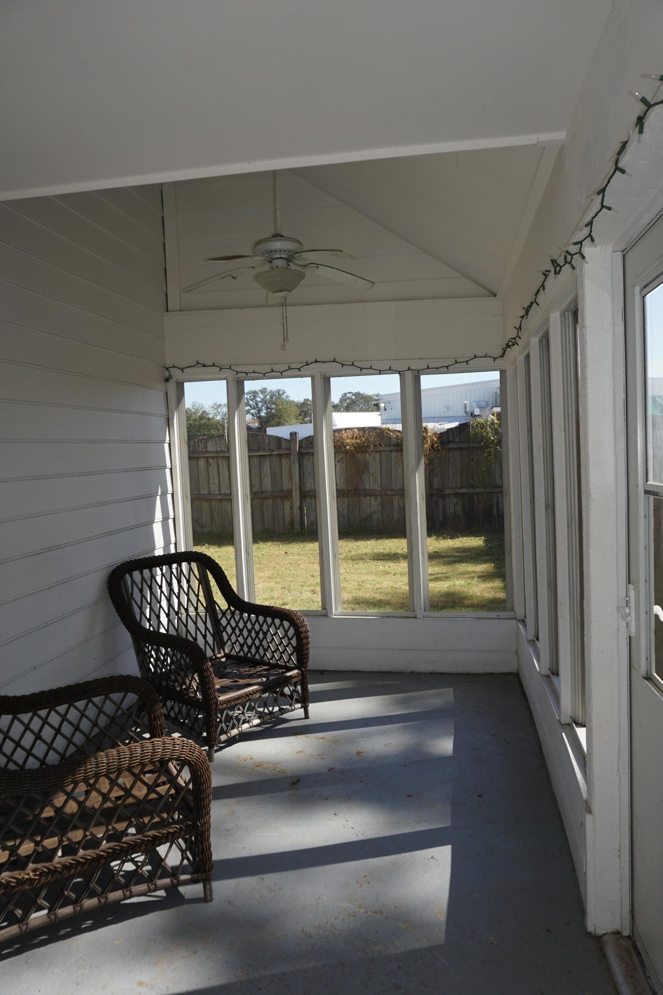 WINDMILL TERRACE - Residential Lease