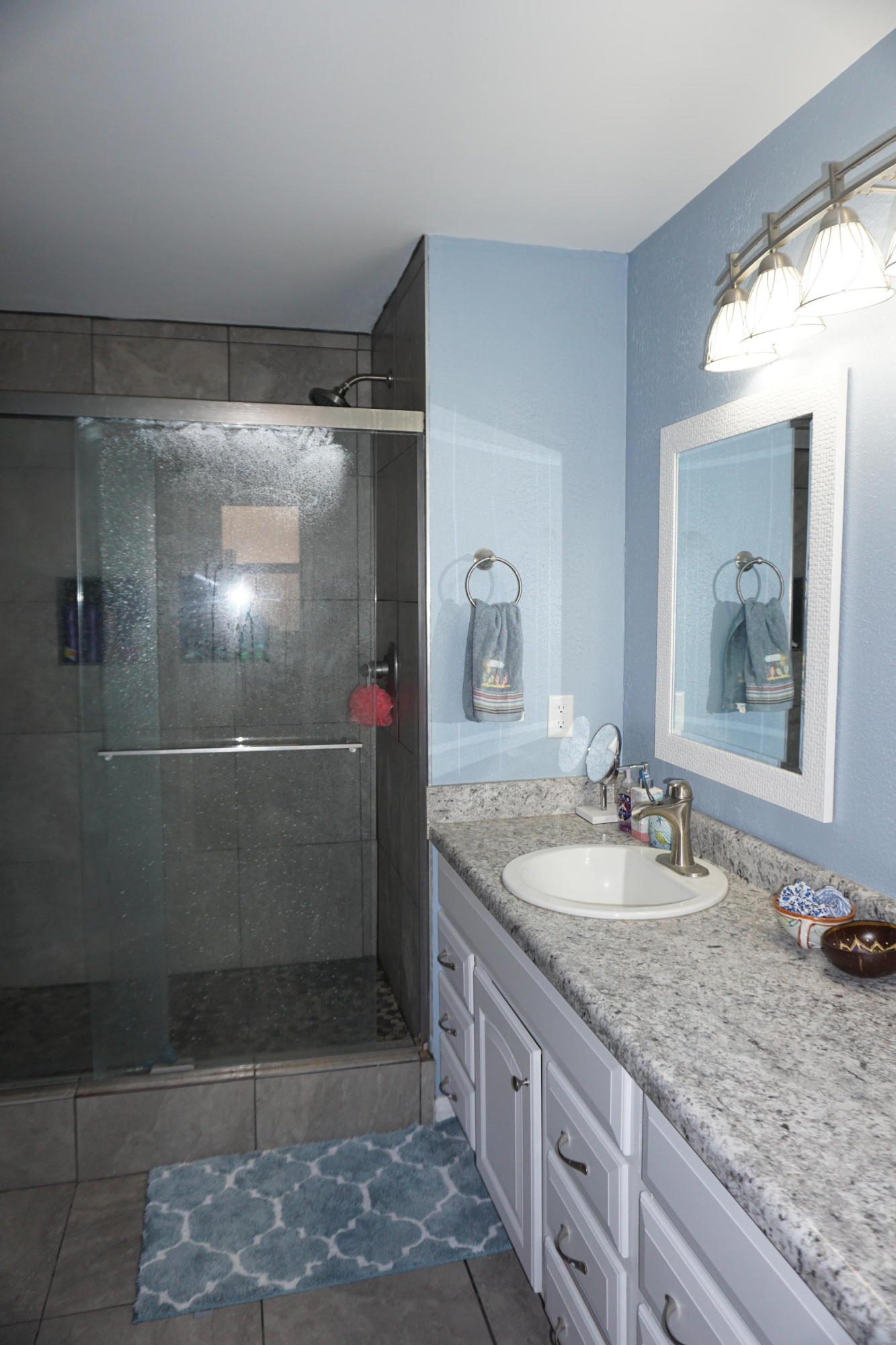 WINDMILL TERRACE - Residential Lease