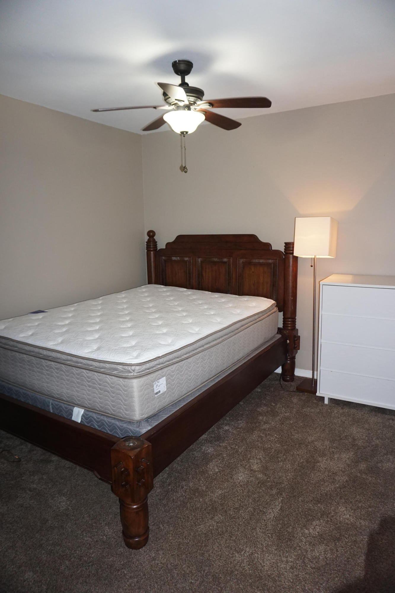 WINDMILL TERRACE - Residential Lease