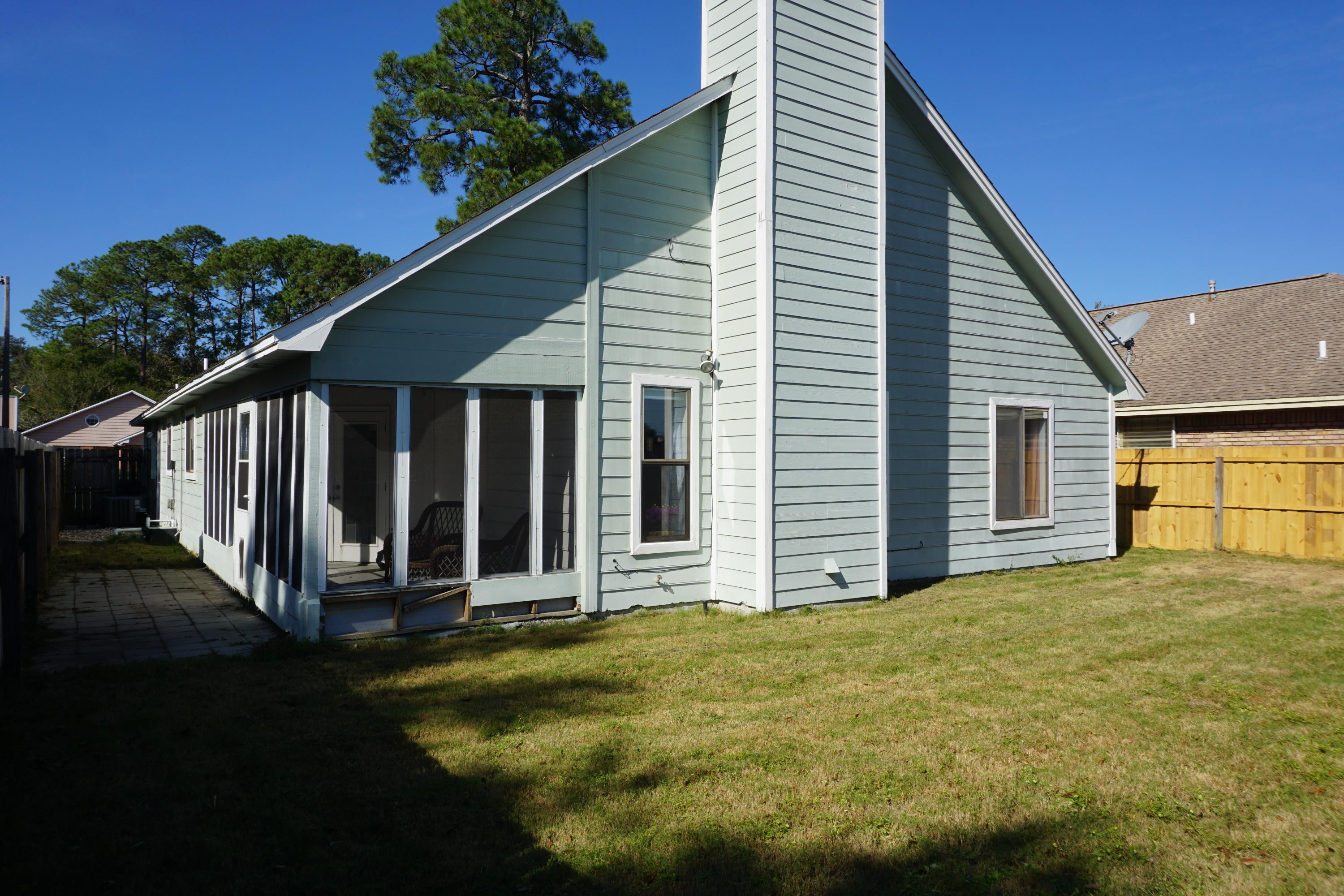 WINDMILL TERRACE - Residential Lease