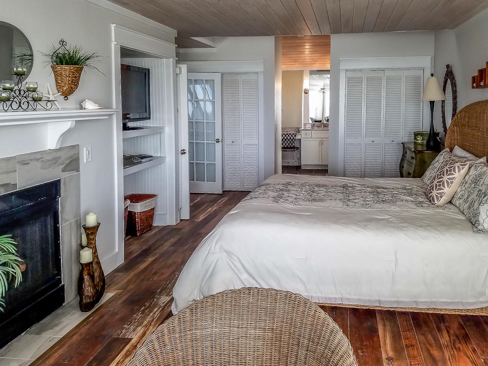 CAMP CREEK LAKE - Residential