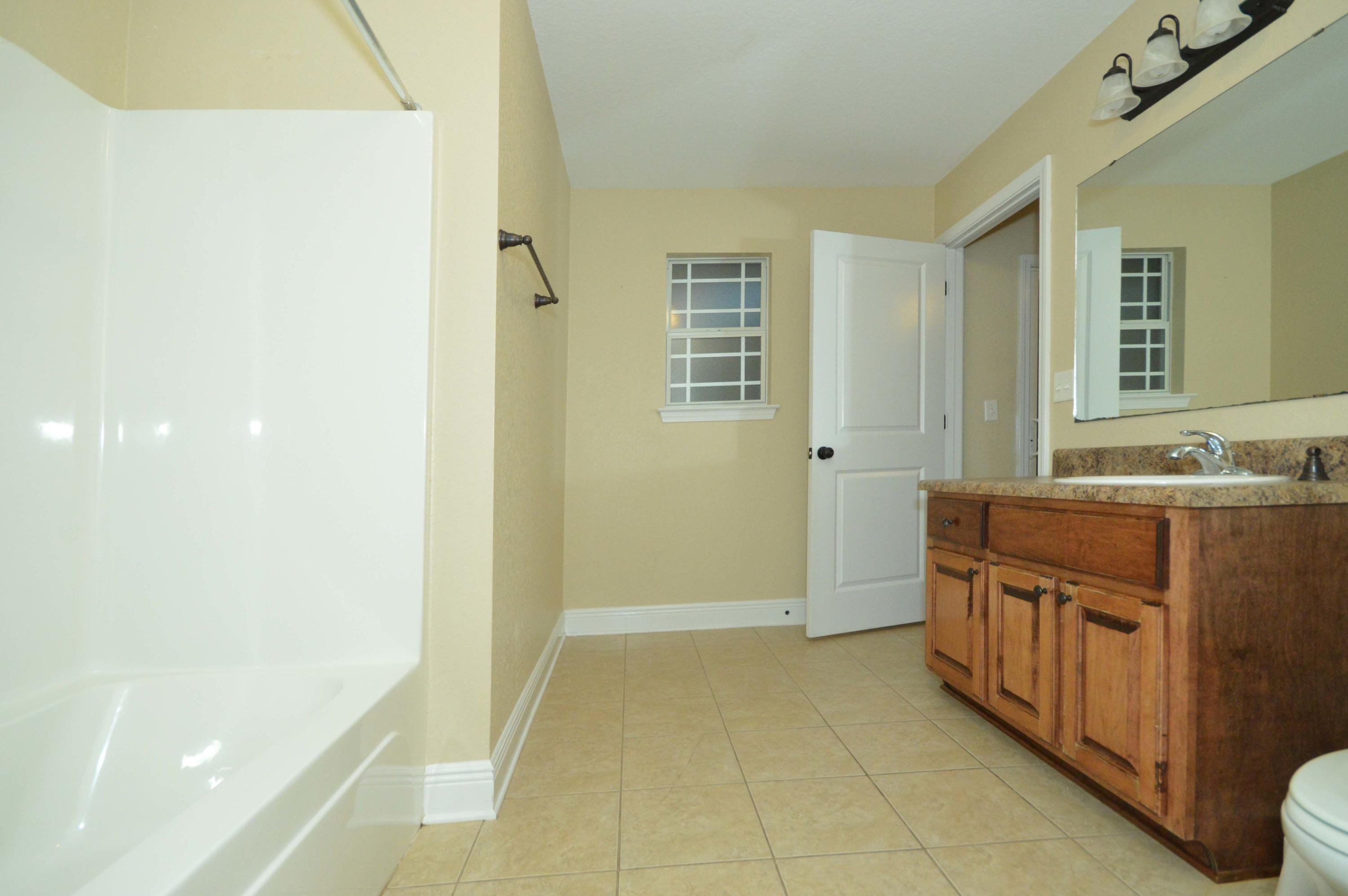 Leah Pines - Residential