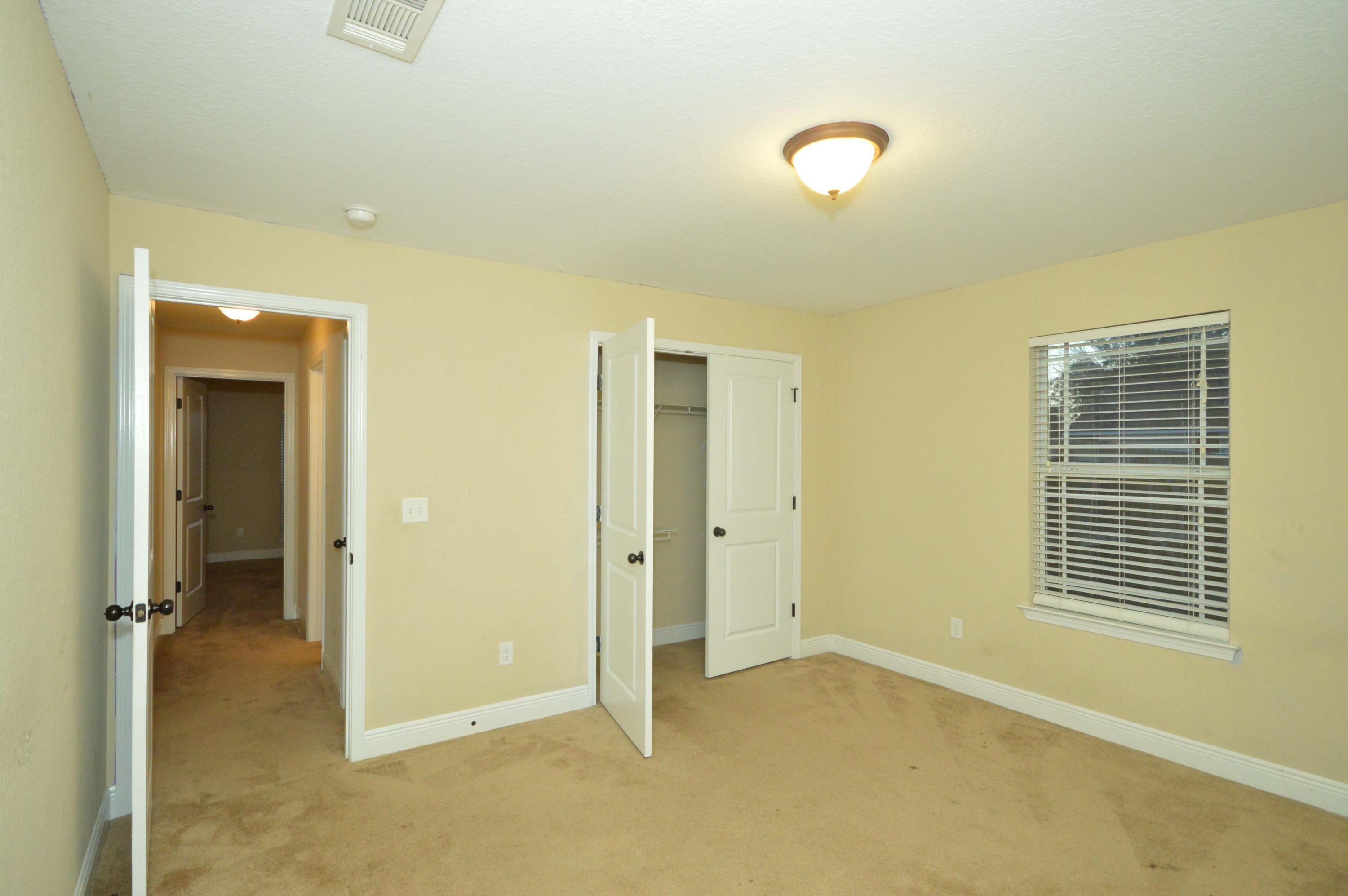 Leah Pines - Residential