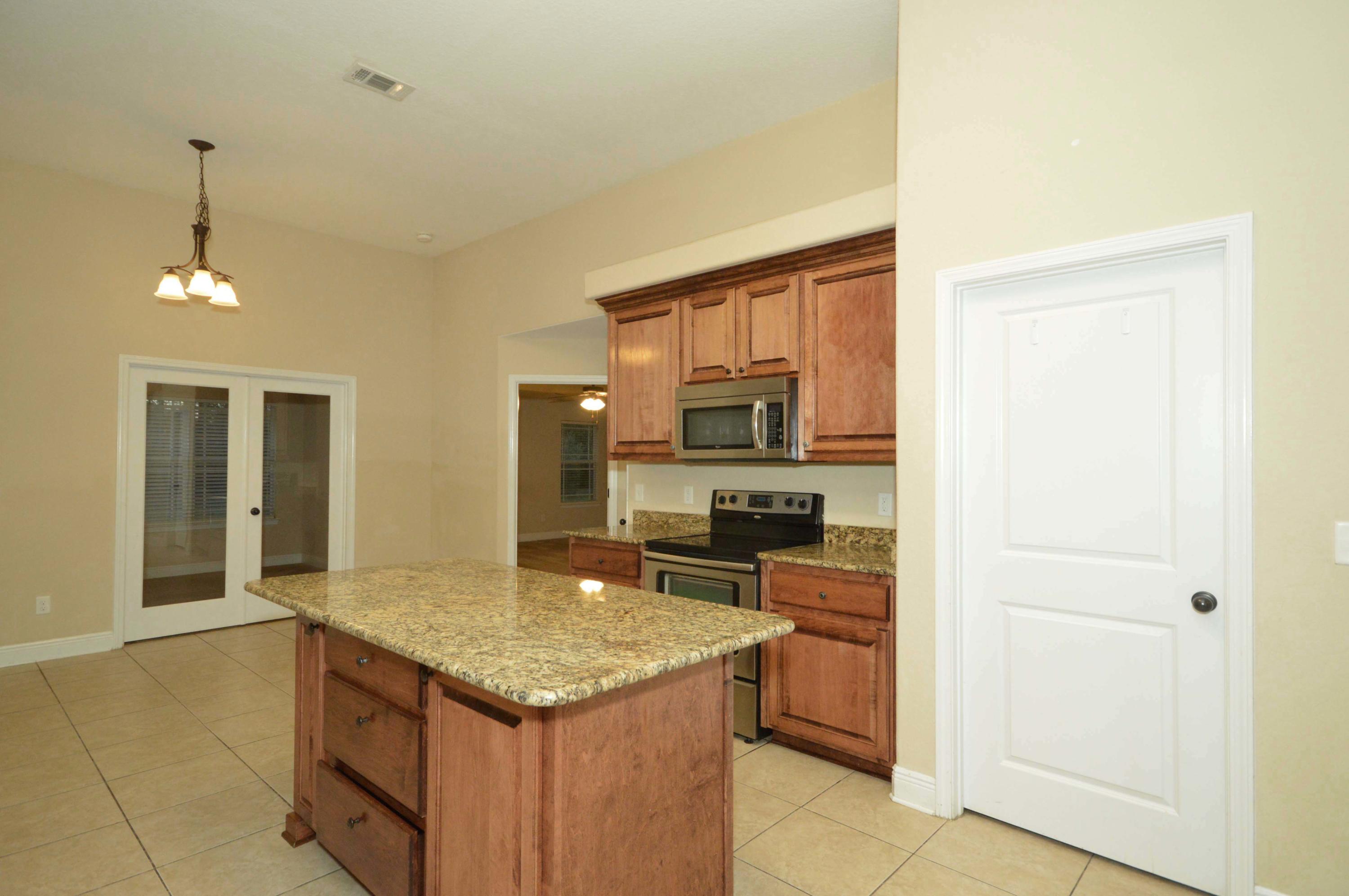 Leah Pines - Residential