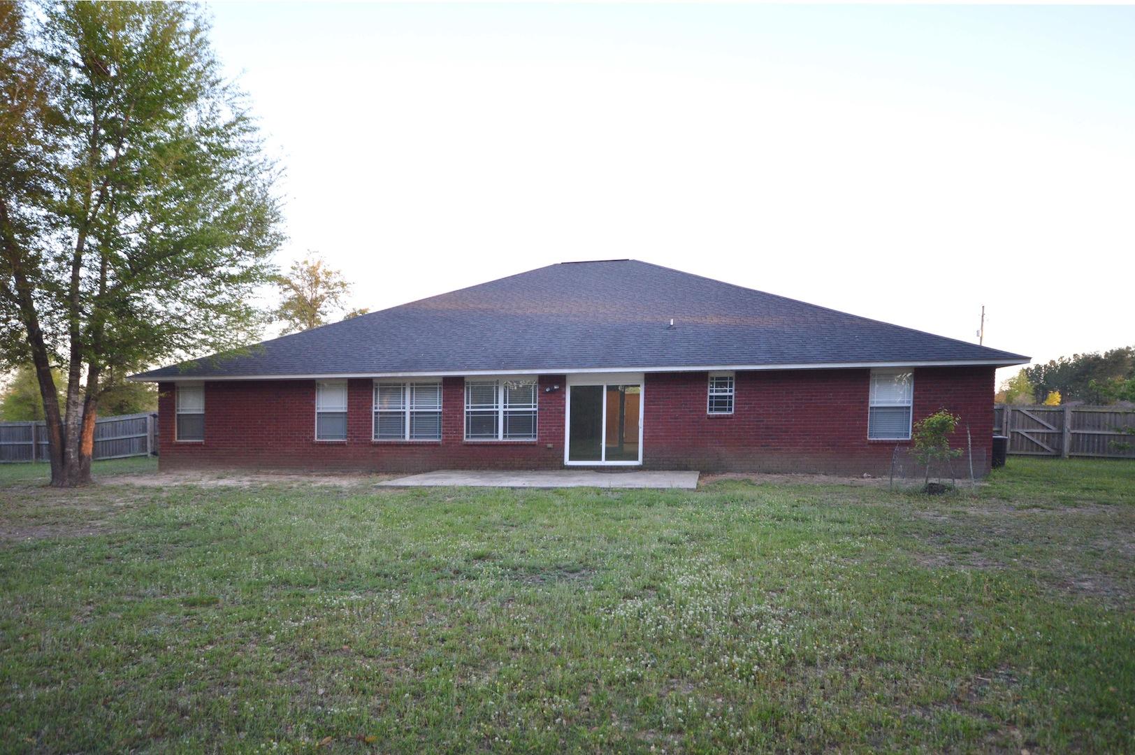 Leah Pines - Residential