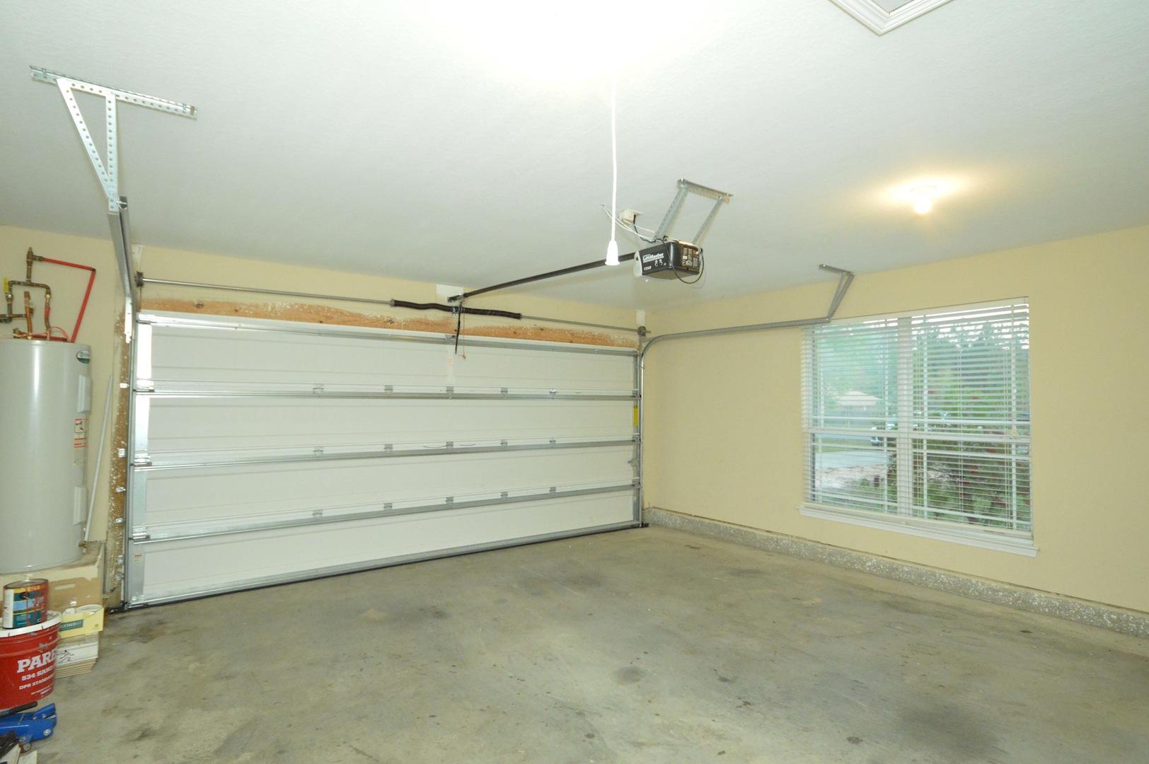 Leah Pines - Residential