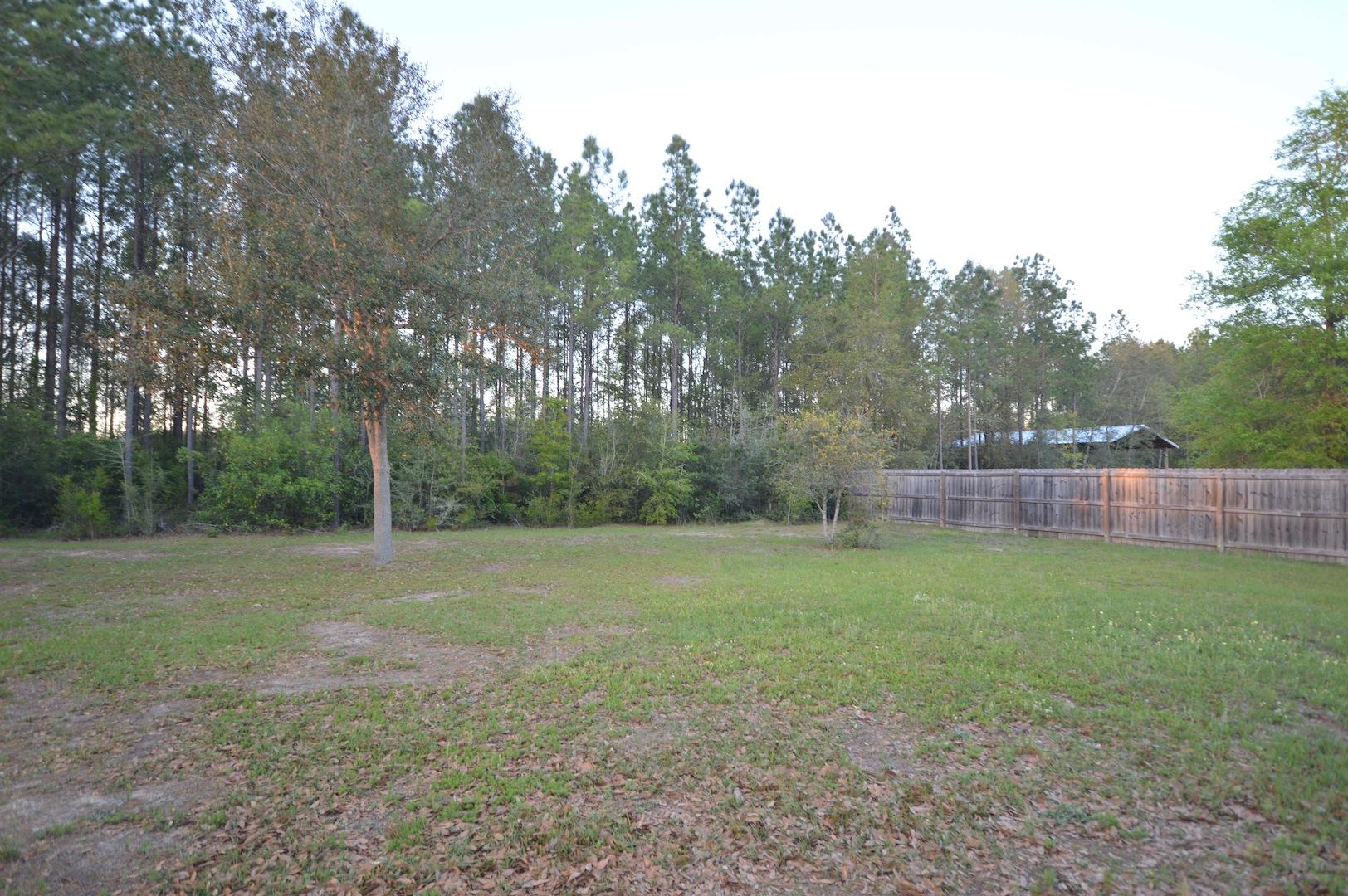 Leah Pines - Residential