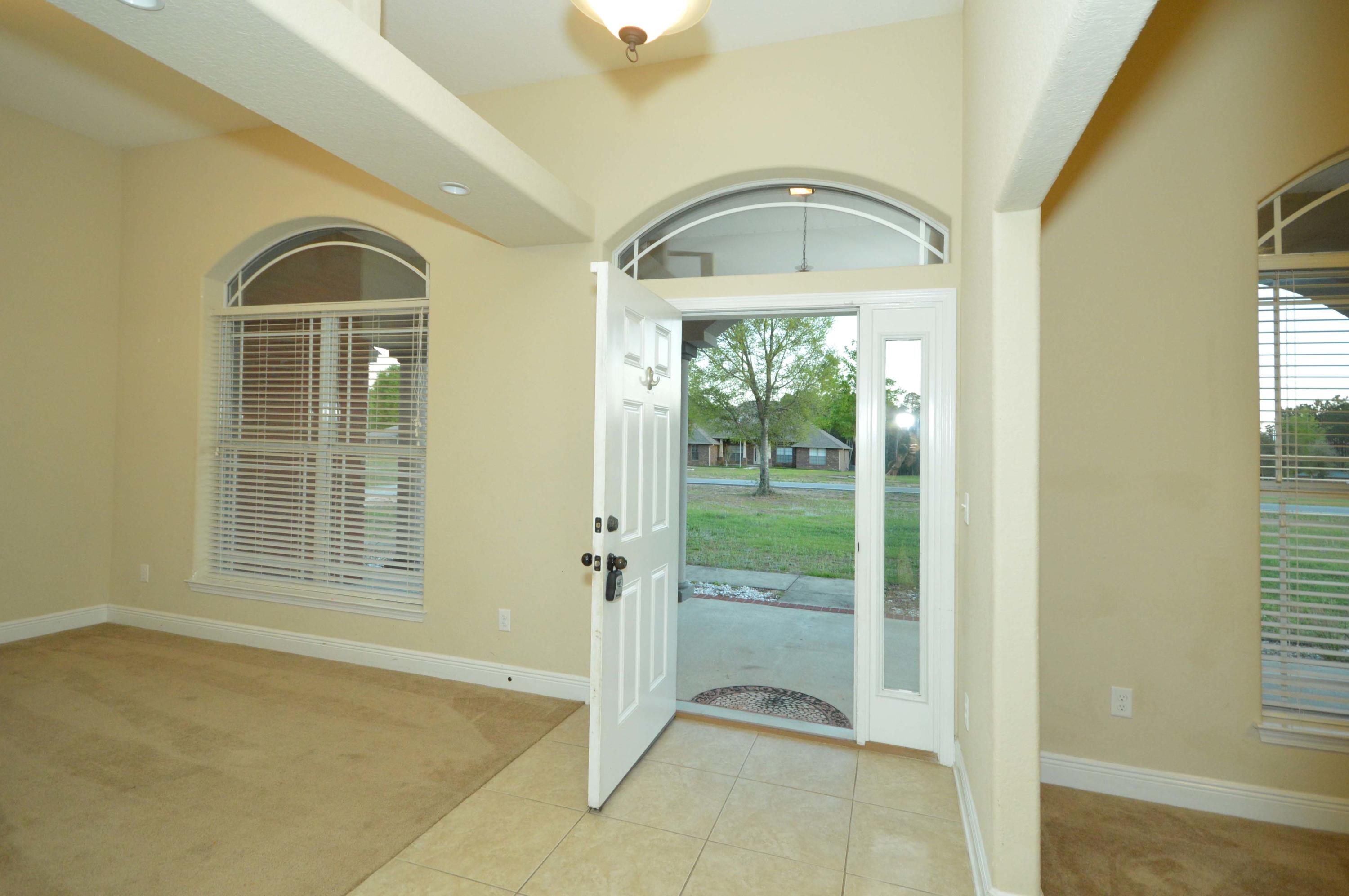 Leah Pines - Residential