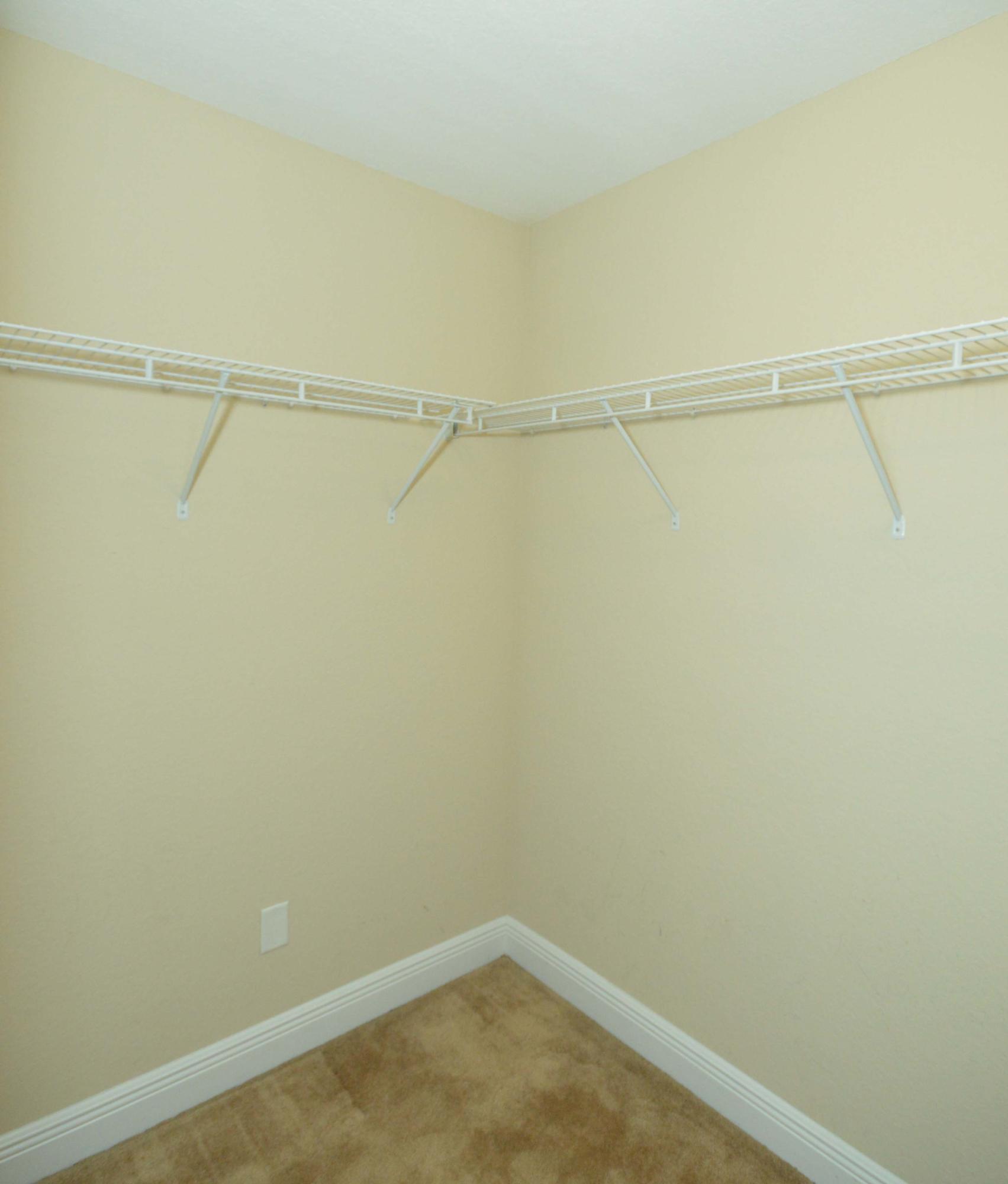 Leah Pines - Residential