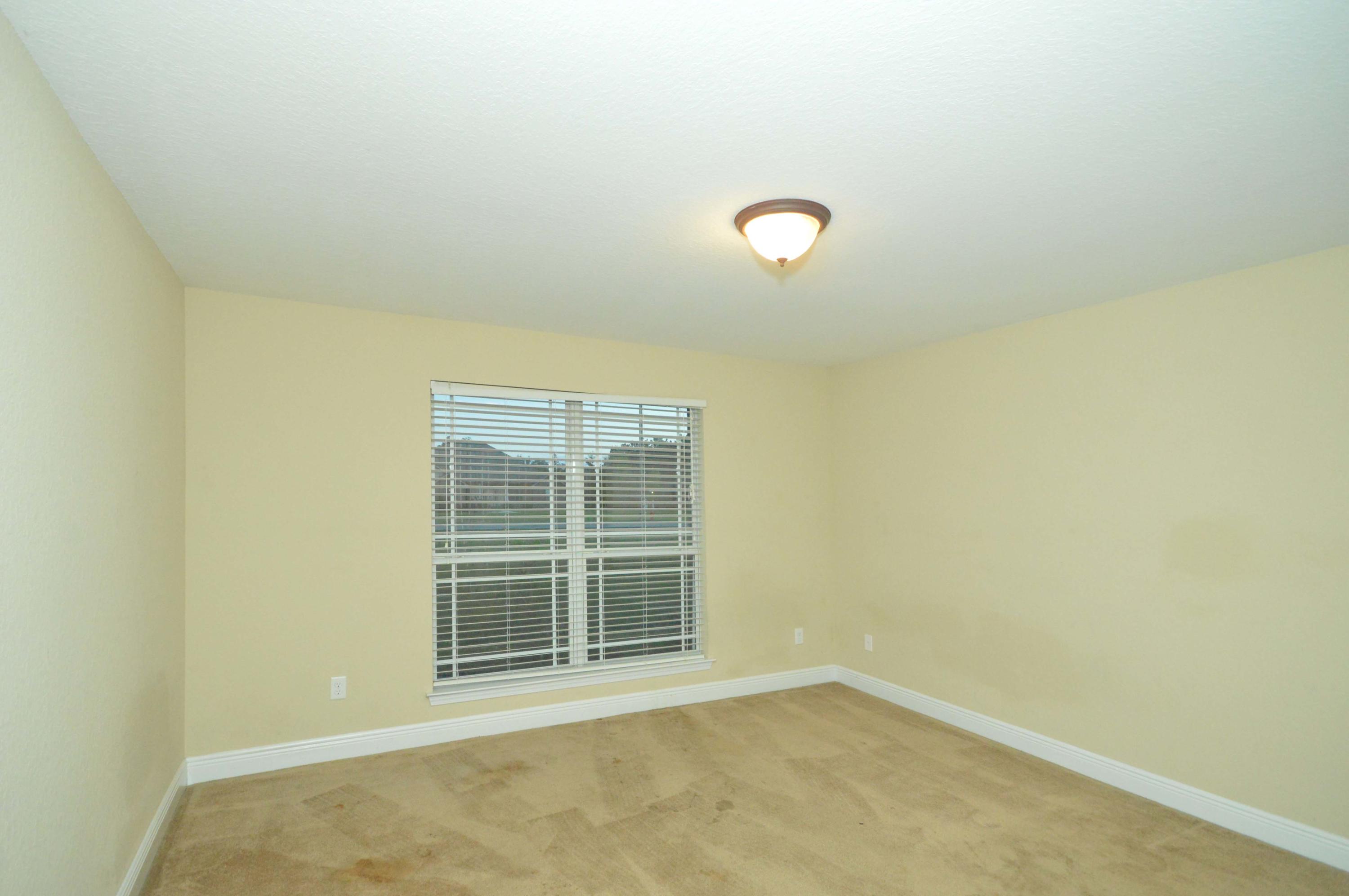 Leah Pines - Residential