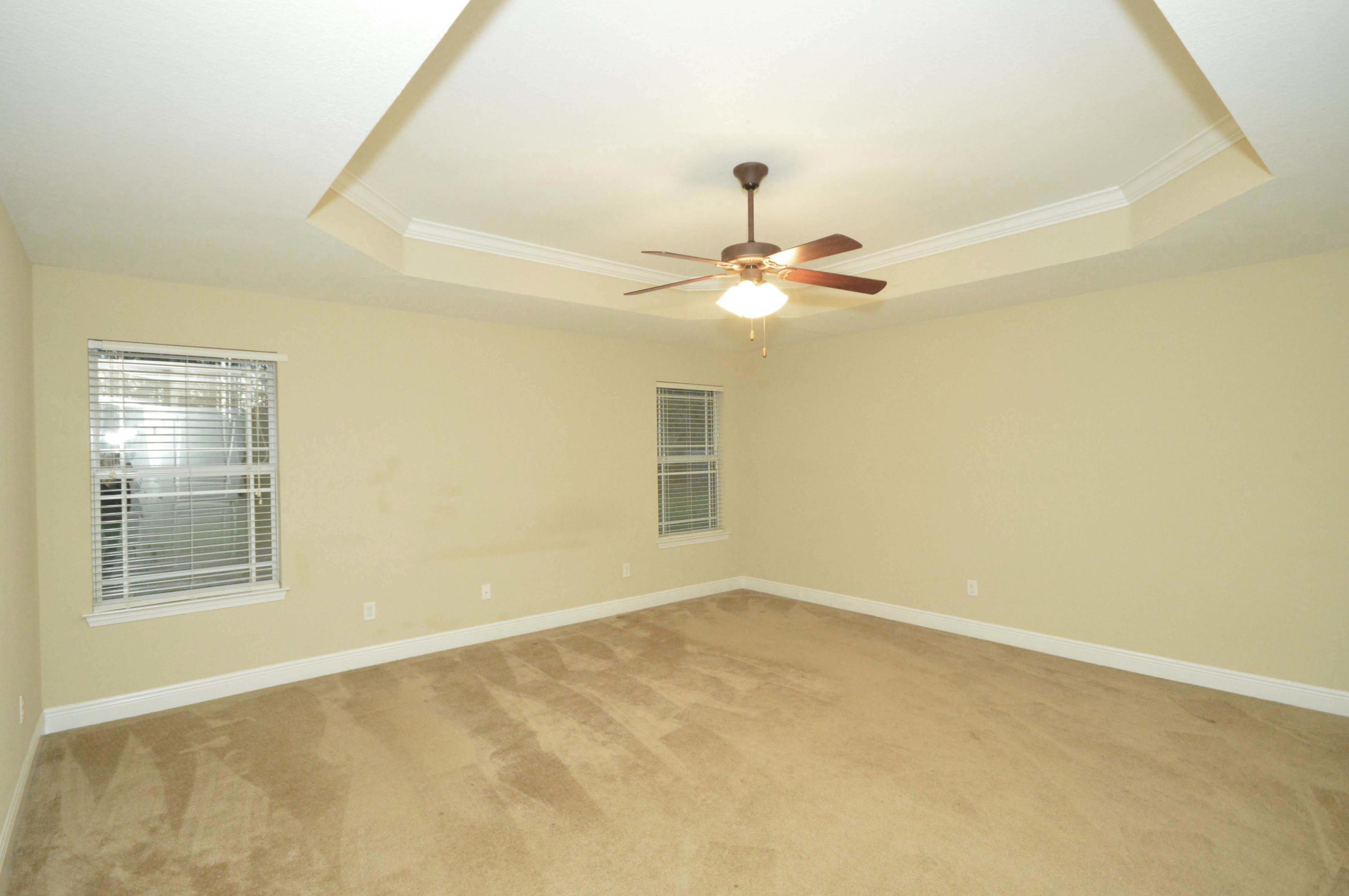 Leah Pines - Residential