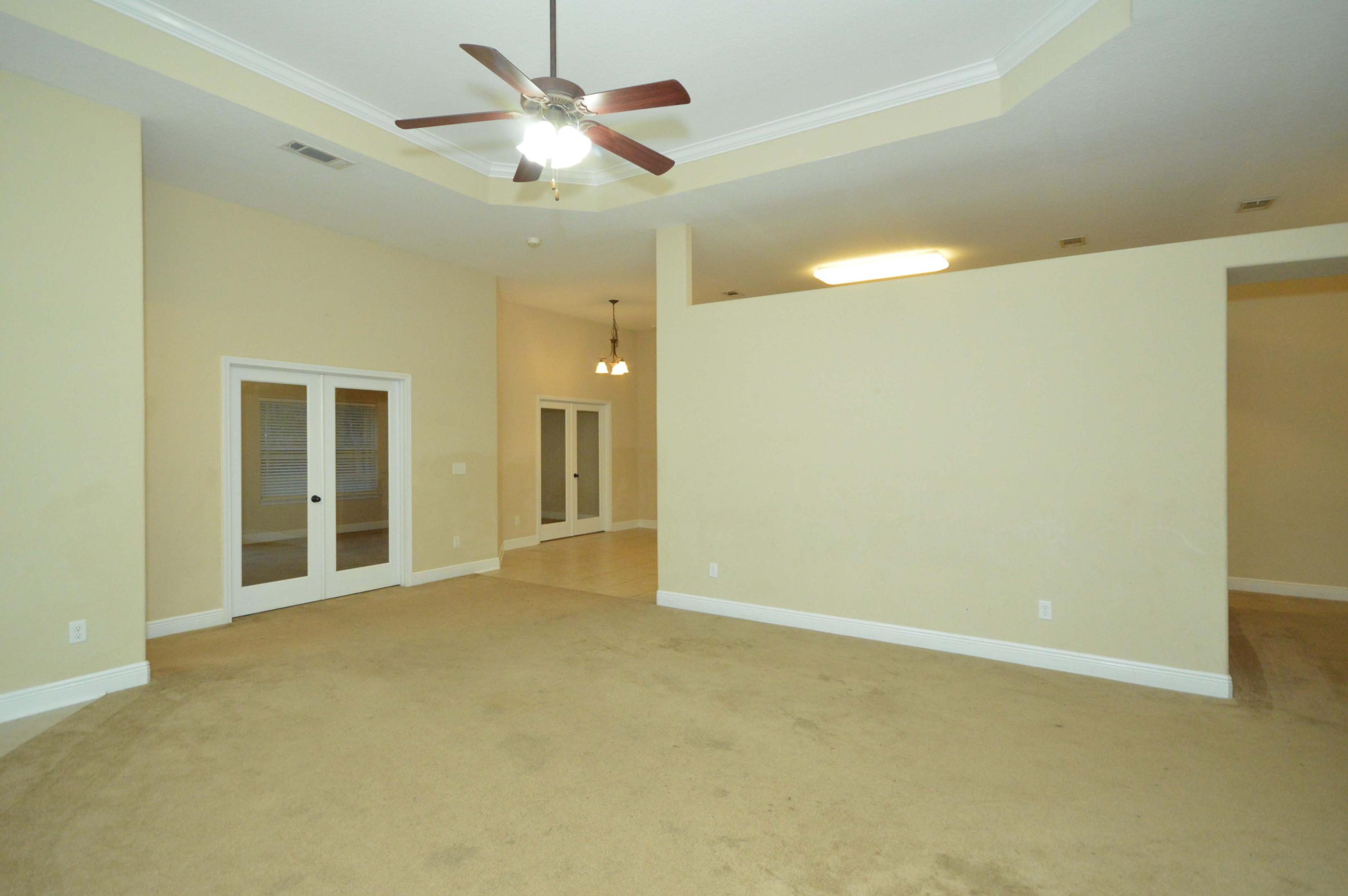 Leah Pines - Residential