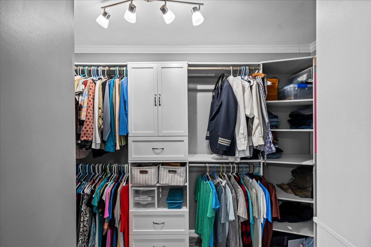 Rocky Bayou C/C #4 - Residential