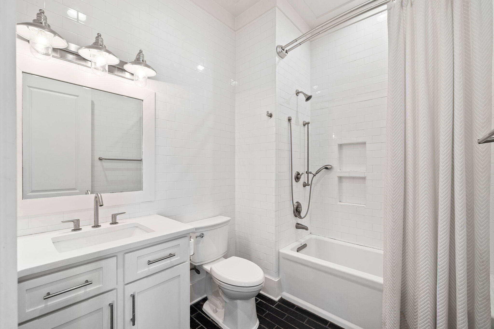 DAUGHETTES AMENDED - Residential