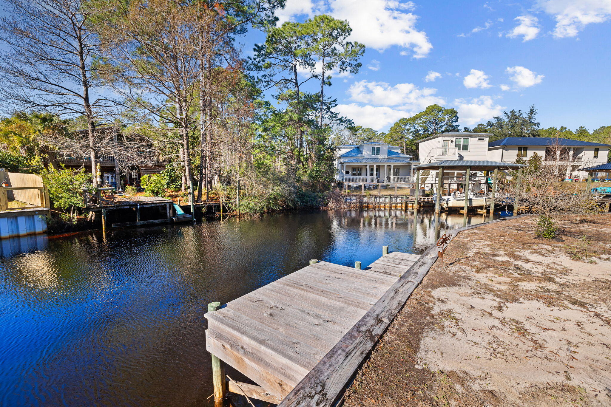 DAUGHETTES AMENDED - Residential