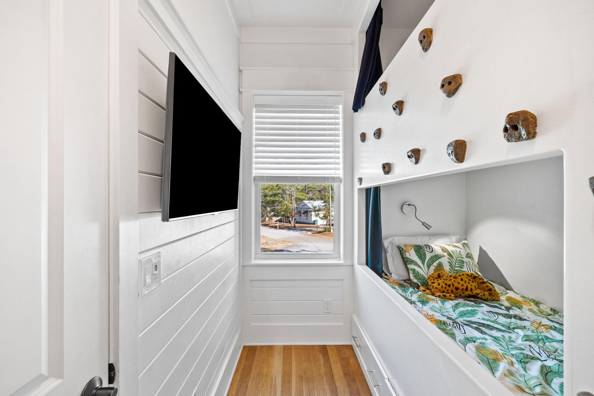 DAUGHETTES AMENDED - Residential