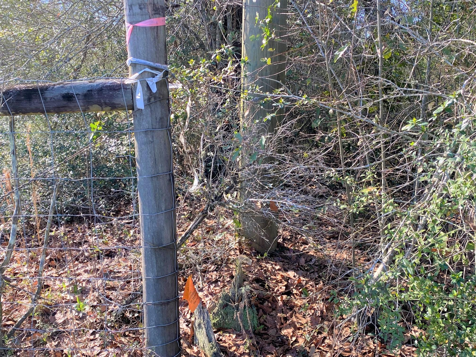 METES & BOUNDS - Land