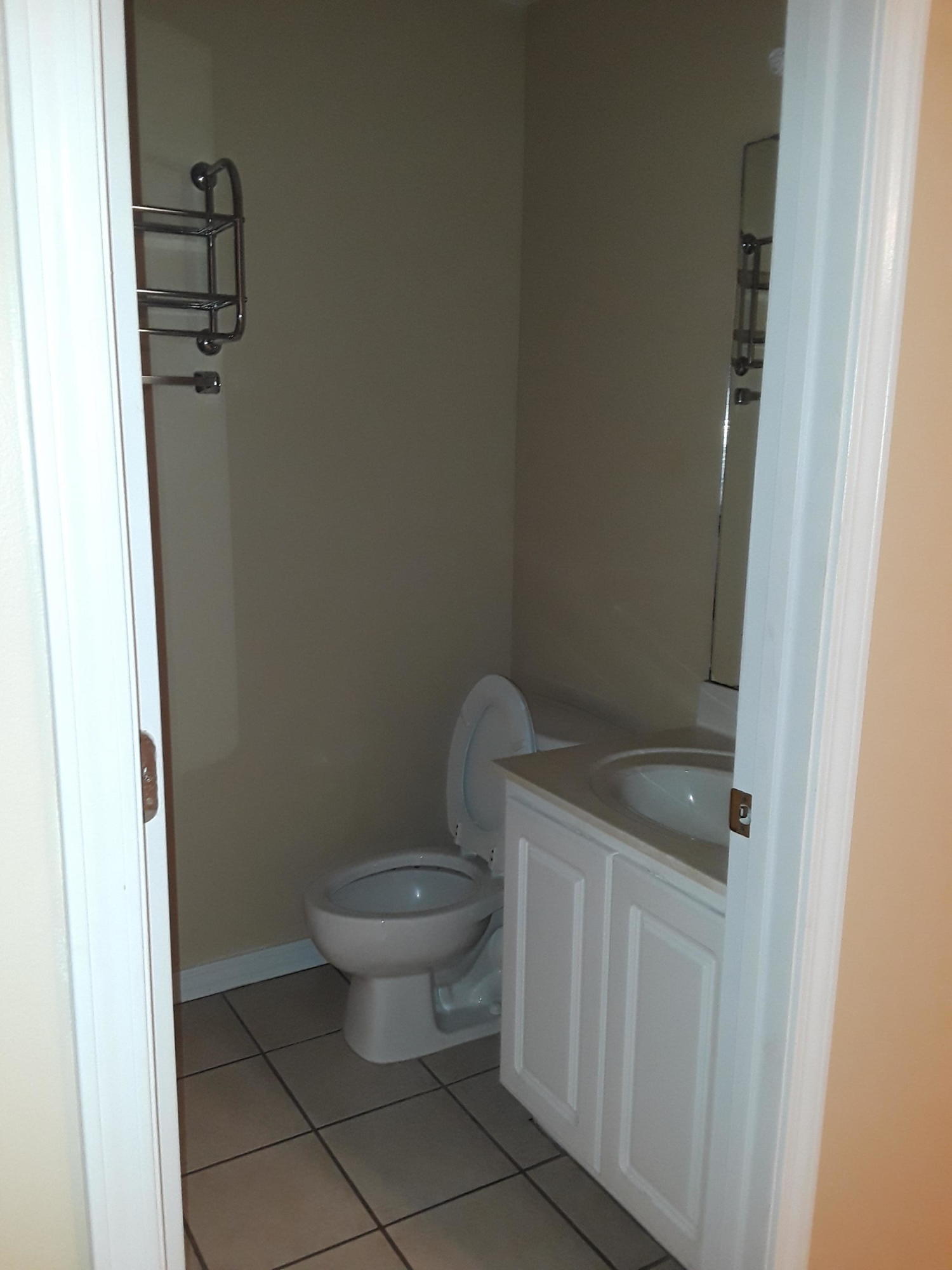 OAK PARK TOWNHOMES LOT 10 - Residential Lease