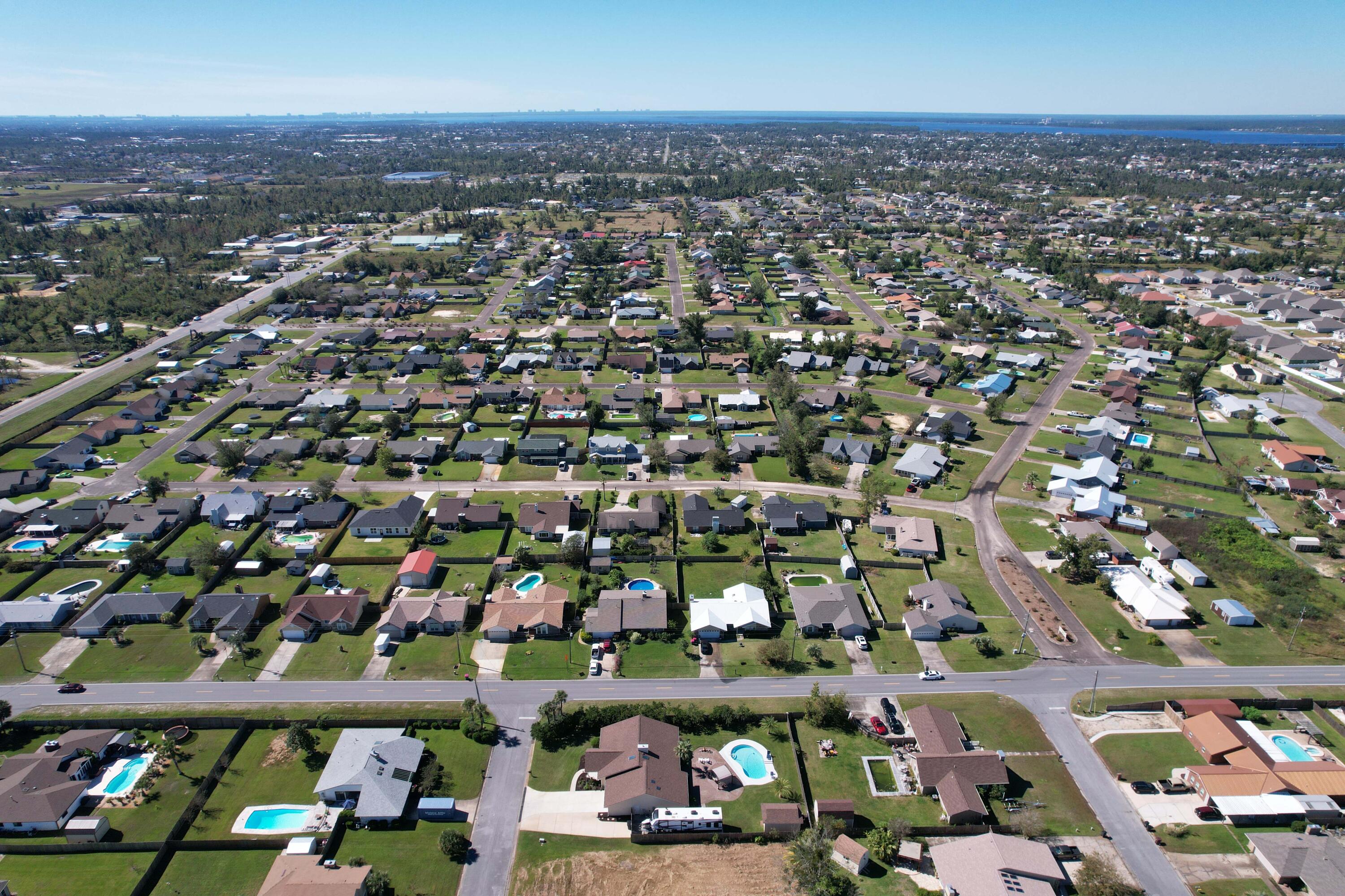 DERBY WOODS - Residential